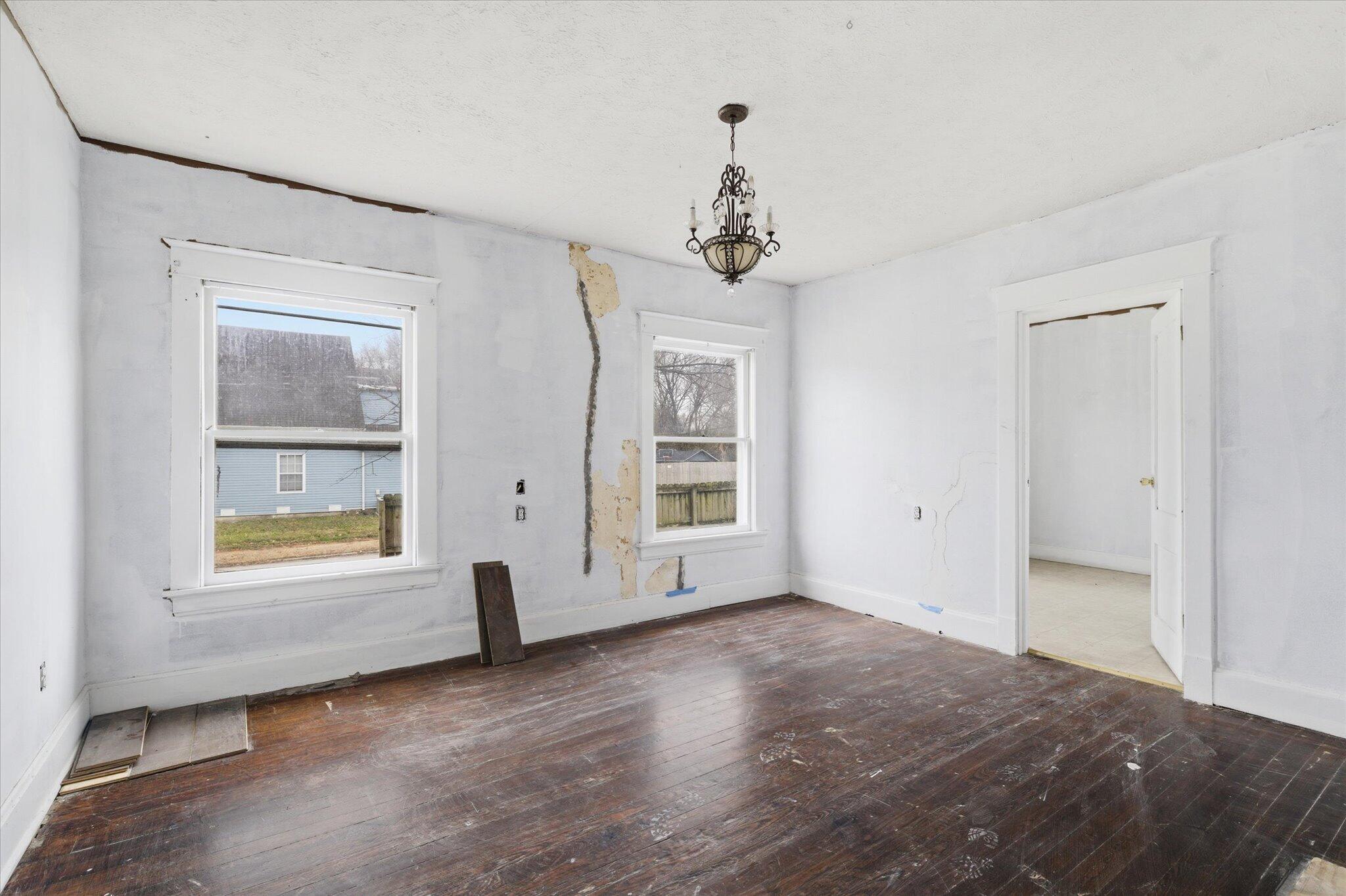 Photo 11 - Residential for sale – 1447 N Broadway   Springfield, MO