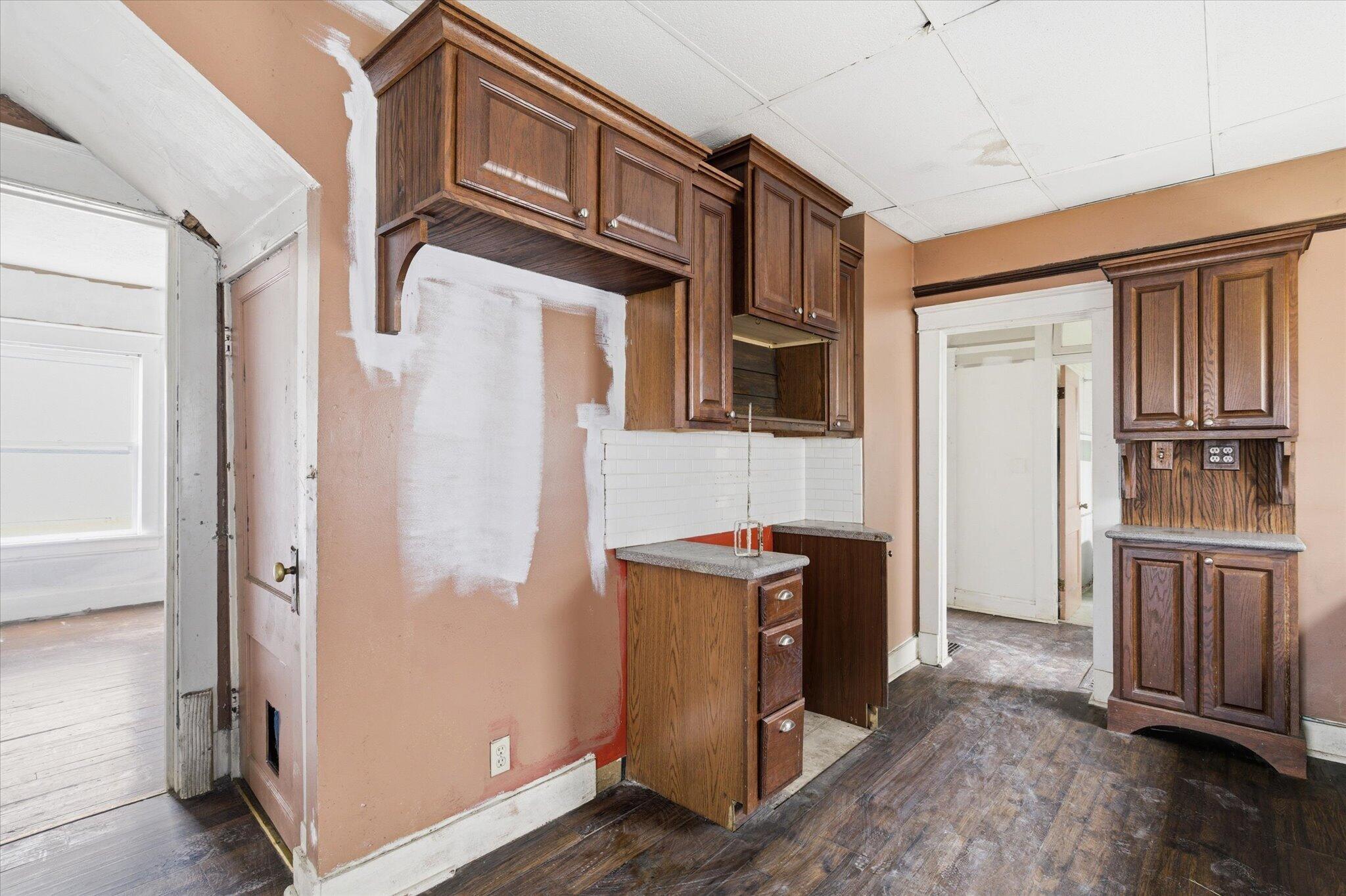 Photo 10 - Residential for sale – 1447 N Broadway   Springfield, MO