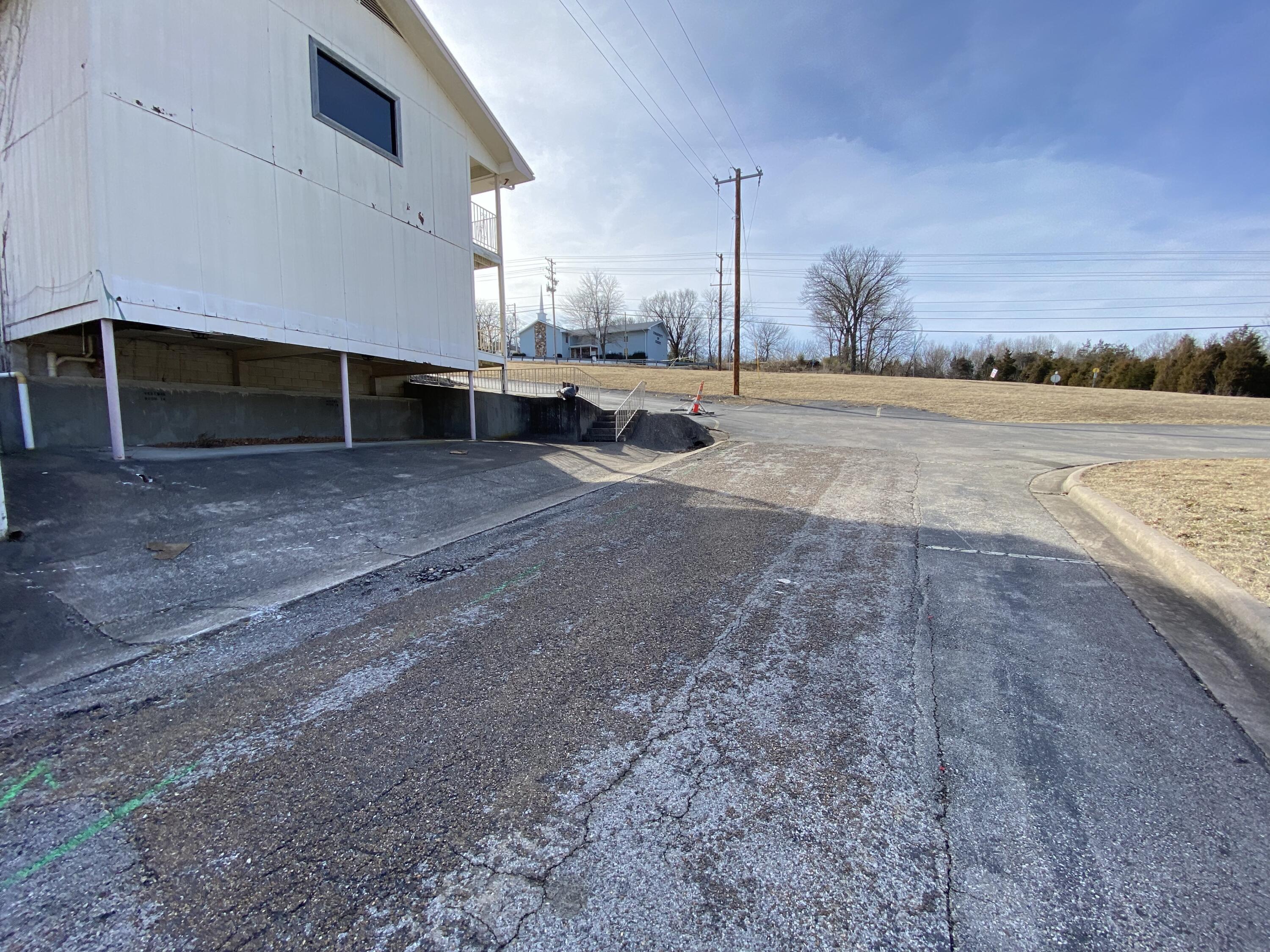 Photo 13 - Commercial Sale for sale – 1033 W Main Street  Branson, MO