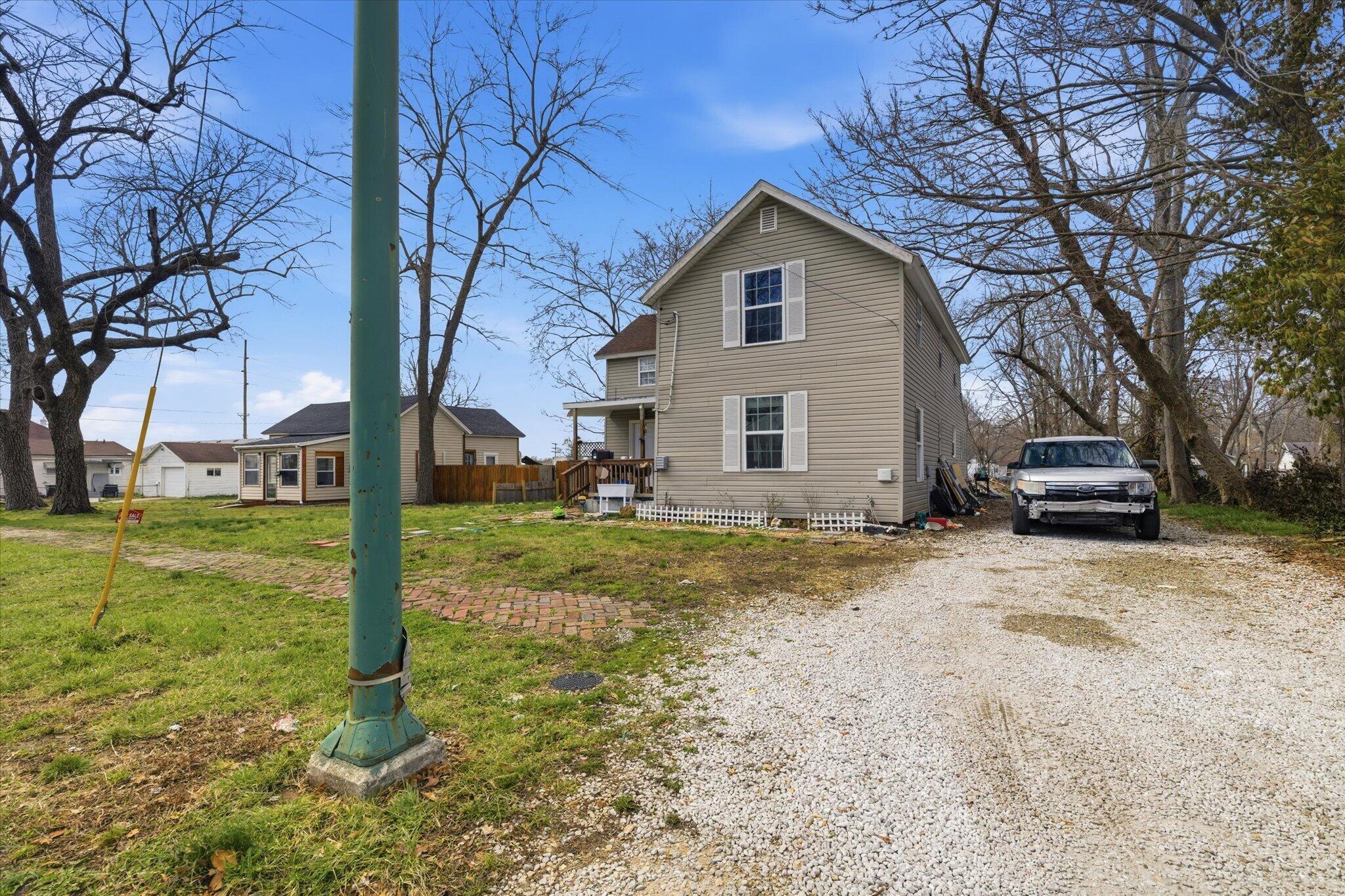 Photo 3 - Residential for sale – 1881 N Campbell   Springfield, MO
