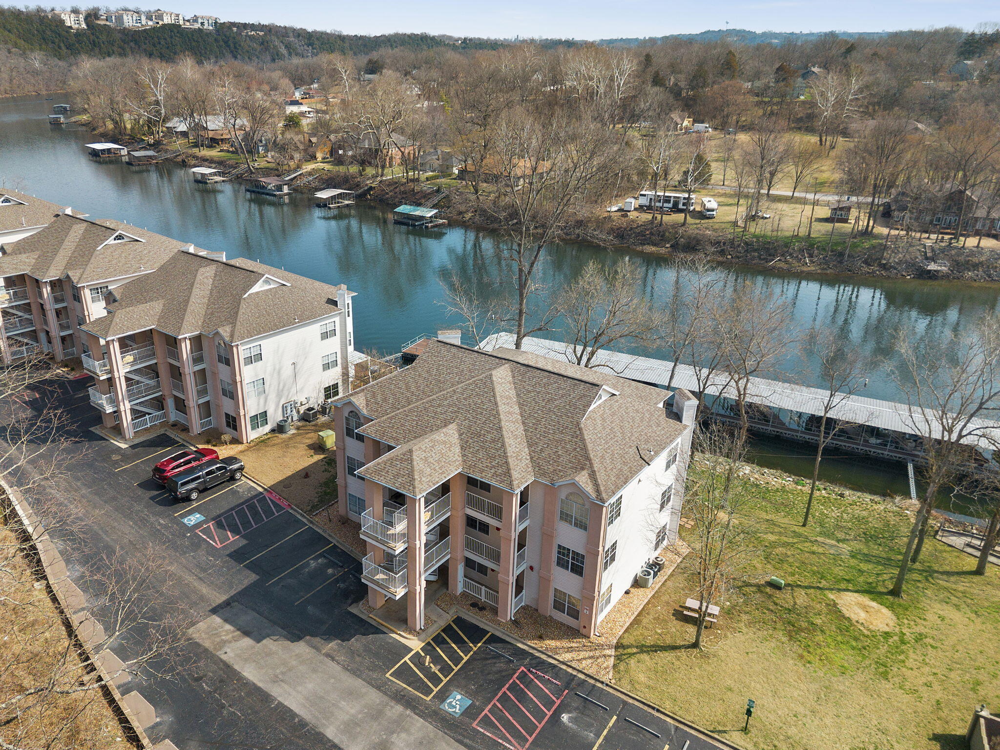 Photo 24 - Residential for sale – 77  Angler'S Pointe   Branson, MO