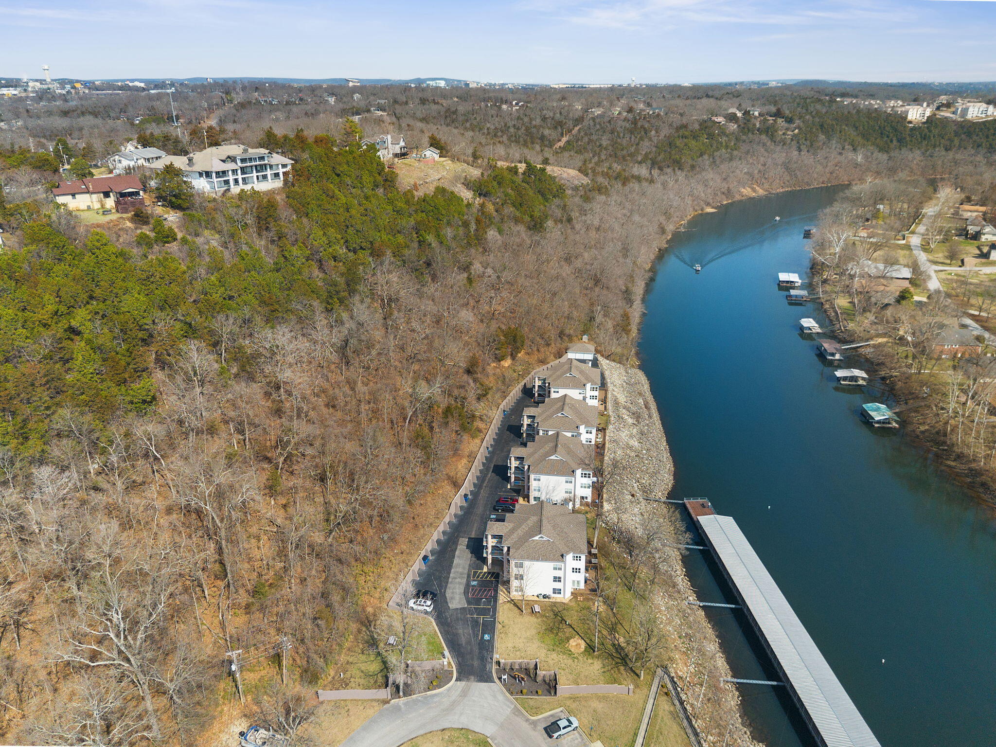 Photo 25 - Residential for sale – 77  Angler'S Pointe   Branson, MO