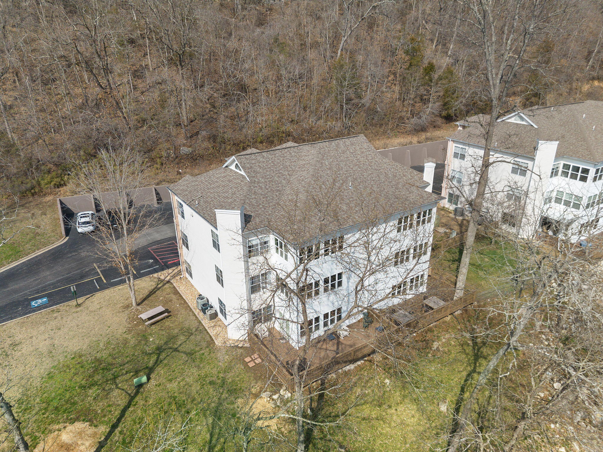 Photo 2 - Residential for sale – 77  Angler'S Pointe   Branson, MO