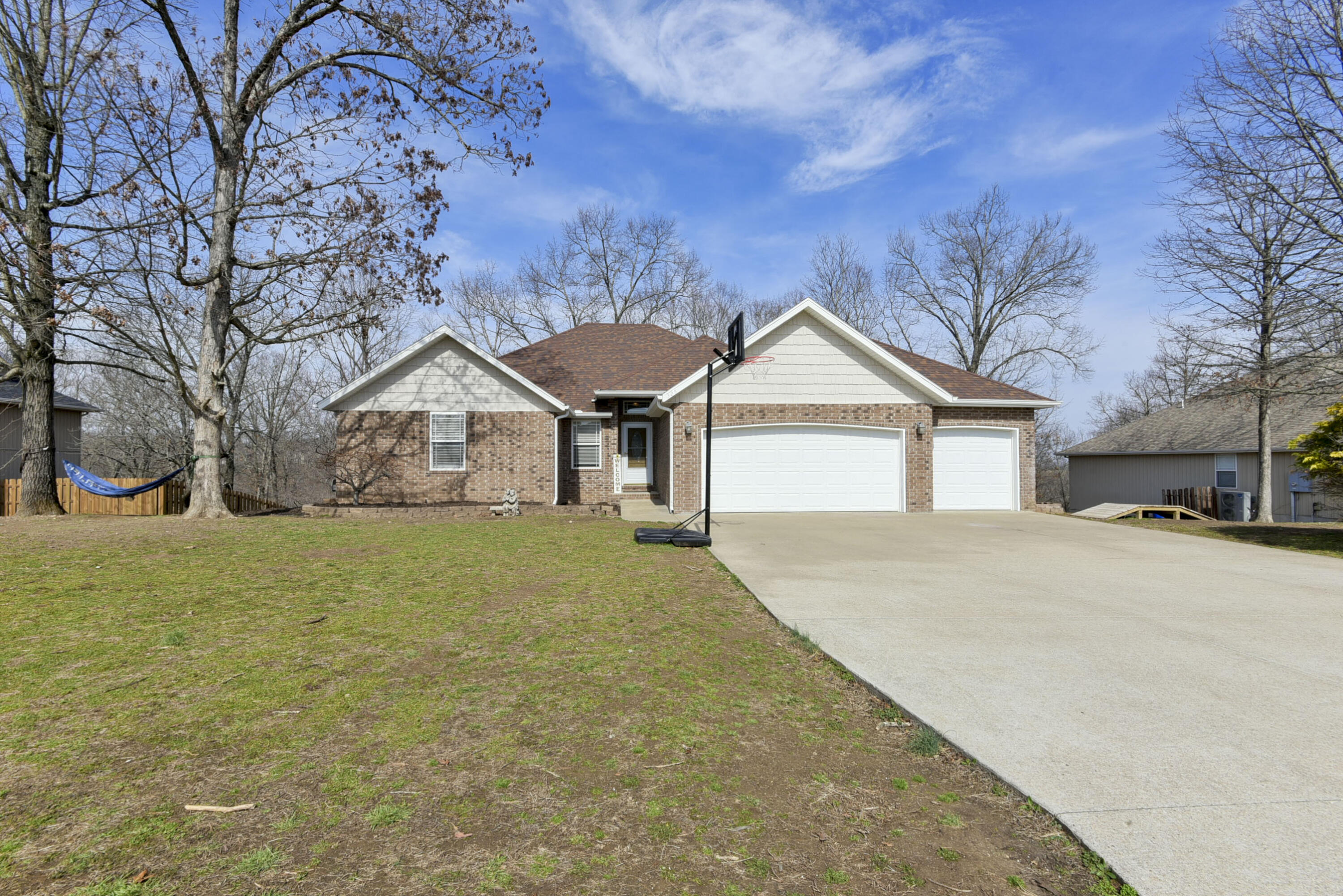 Residential for sale – 325  Southview Drive  Branson, MO