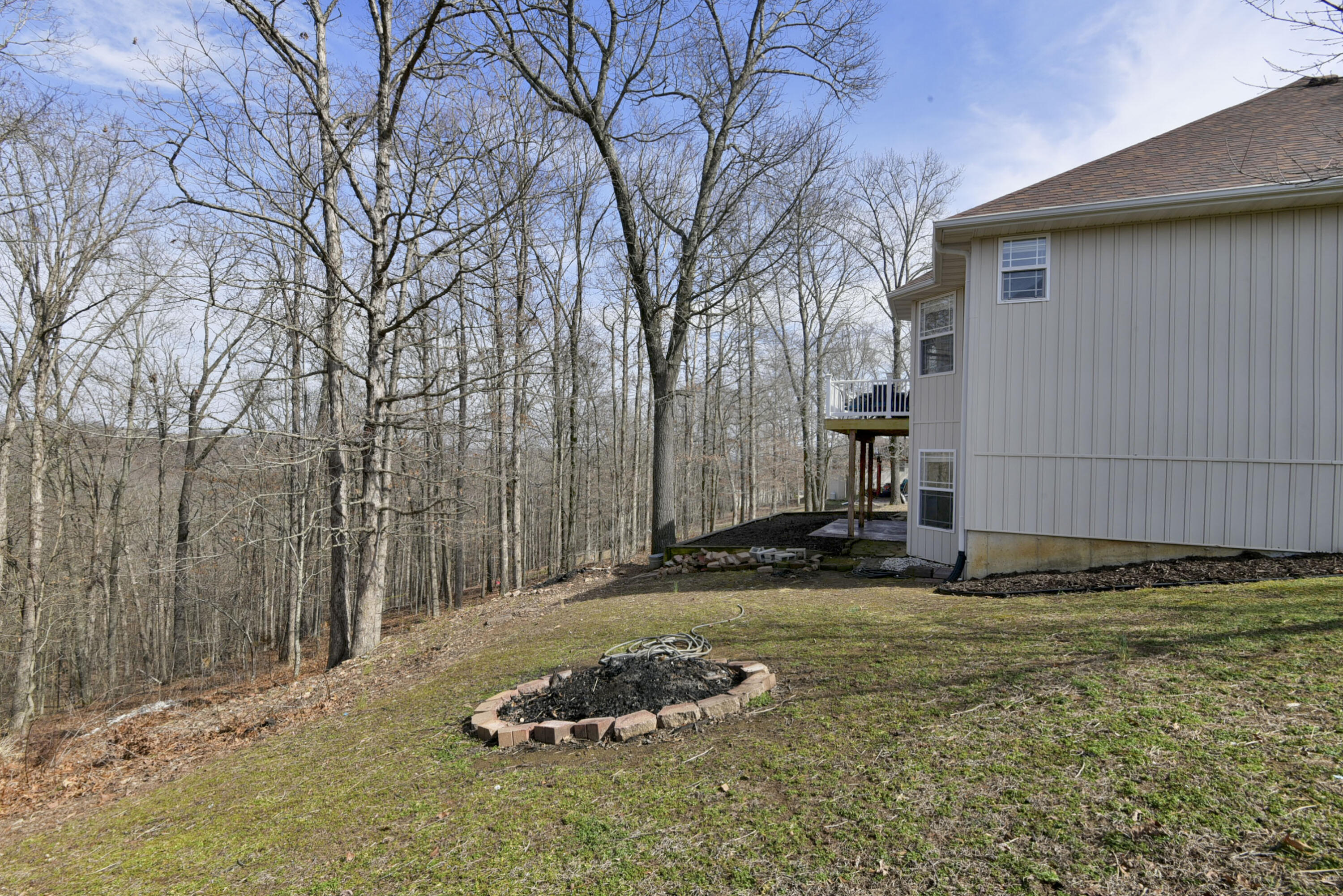 Photo 5 - Residential for sale – 325  Southview Drive  Branson, MO