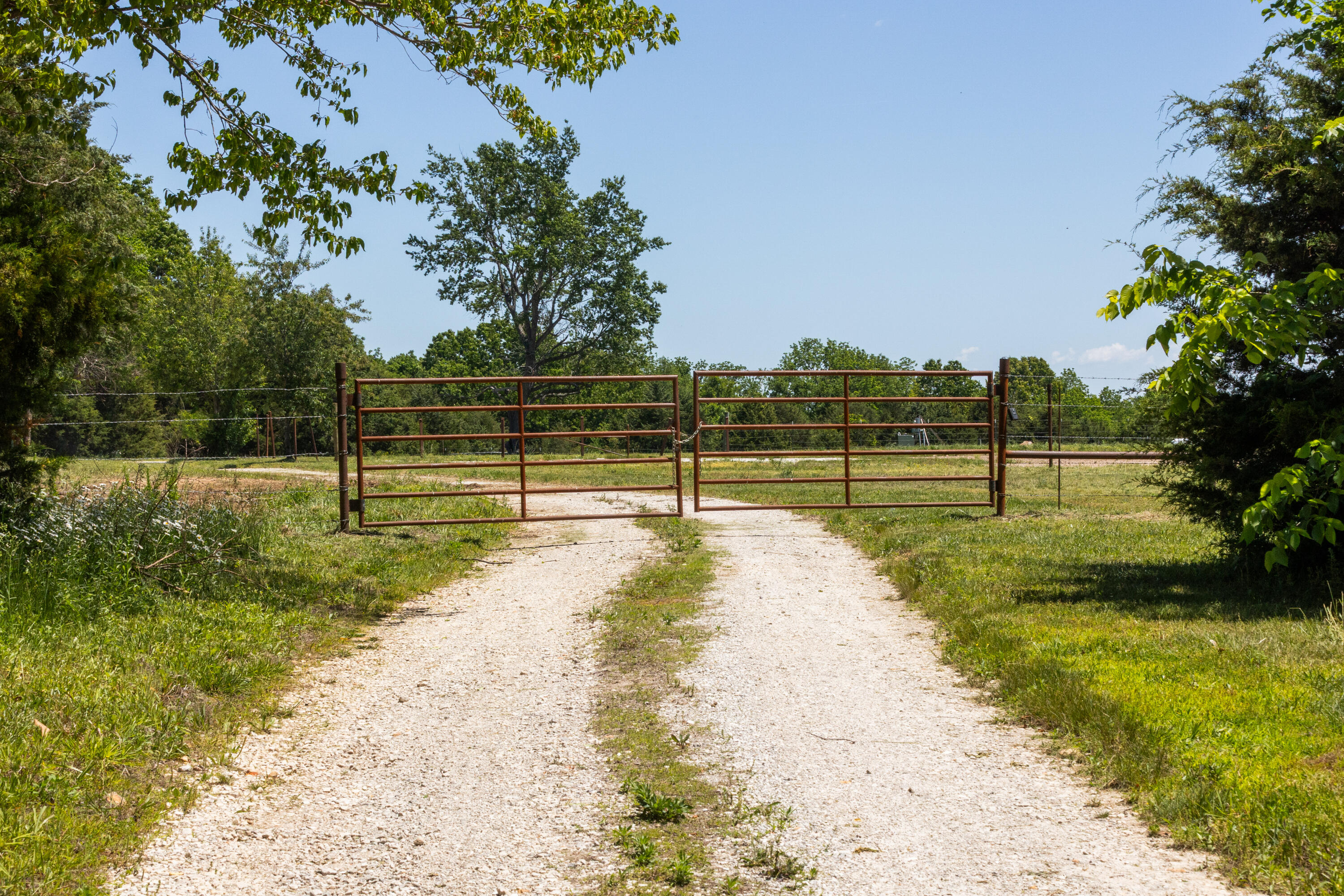 Land for sale – 1744 N Farm Road 71   Bois D Arc, MO