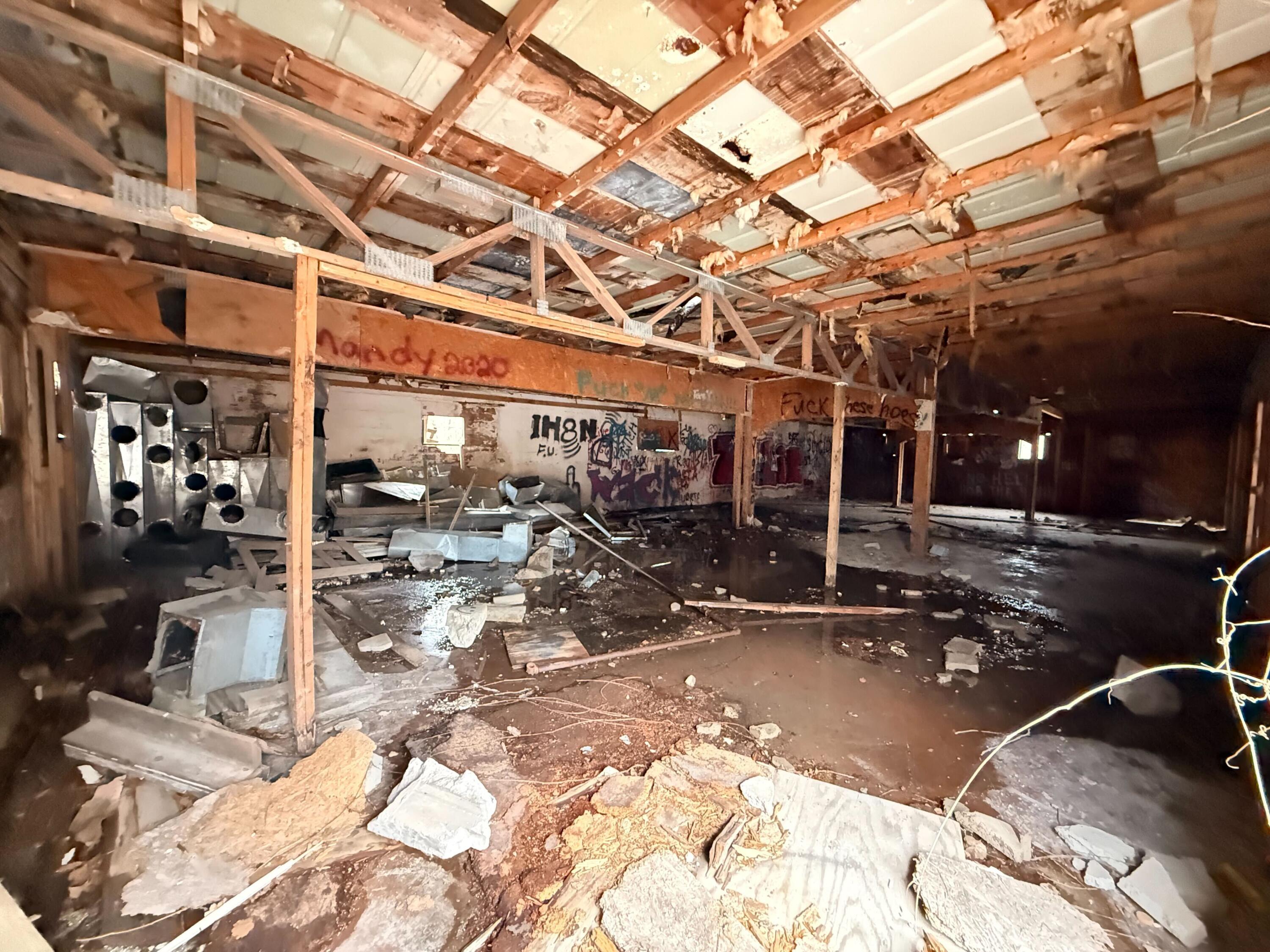 Photo 14 - Commercial Sale for sale – 101  Mark Twain Drive  Joplin, MO