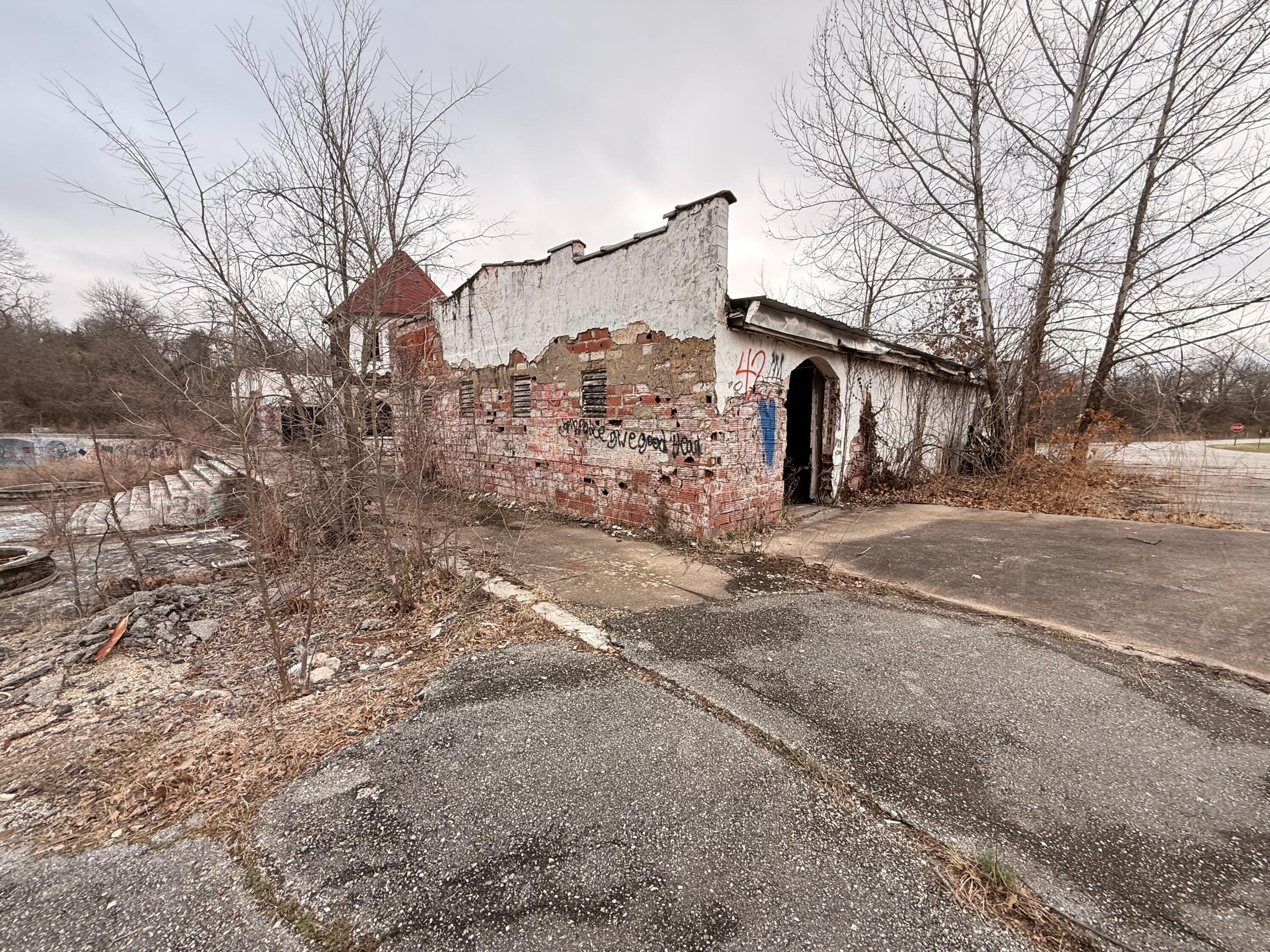 Photo 16 - Commercial Sale for sale – 101  Mark Twain Drive  Joplin, MO