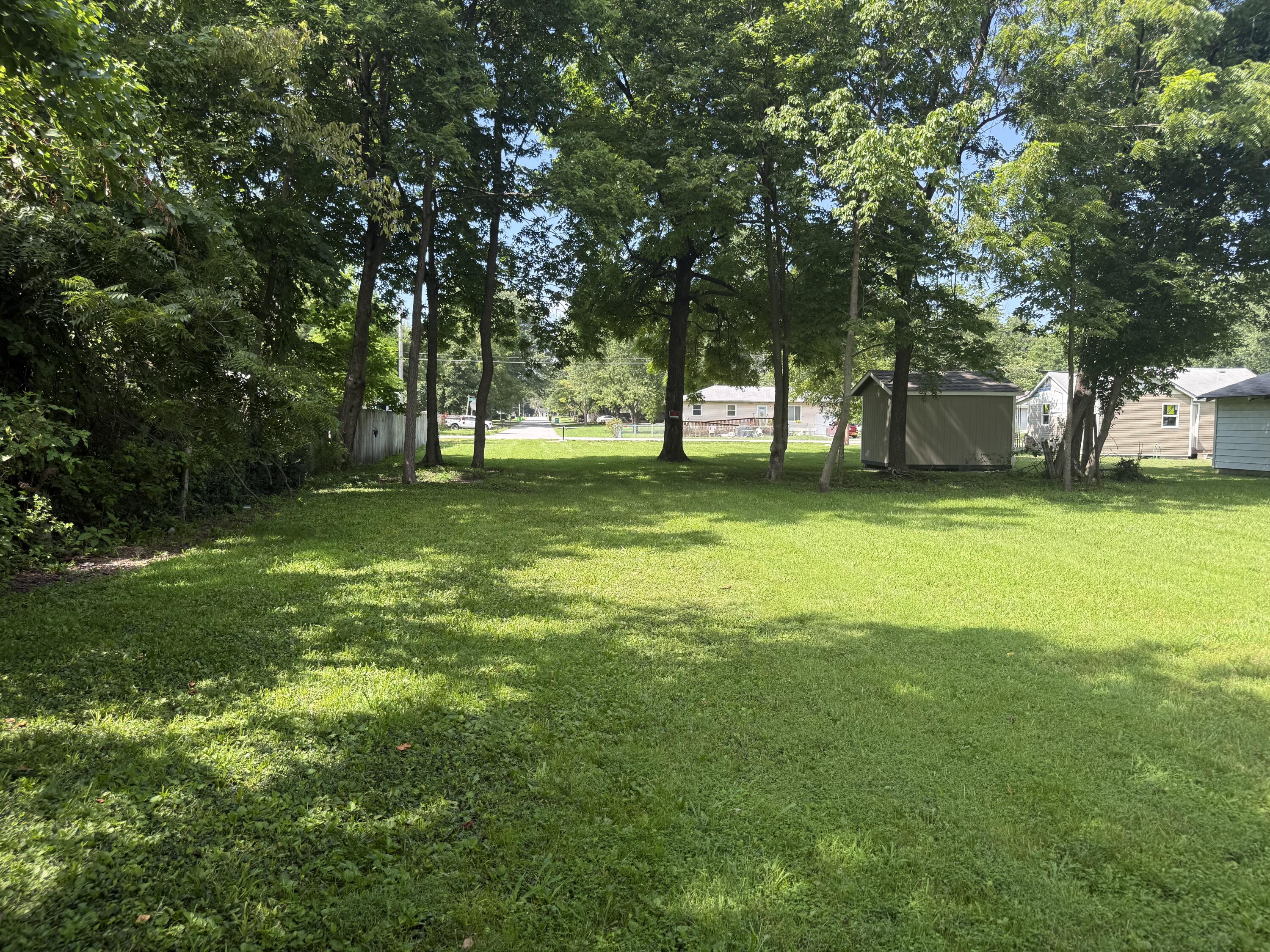 Photo 6 - Land for sale – 2402 E Commercial Street  Springfield, MO