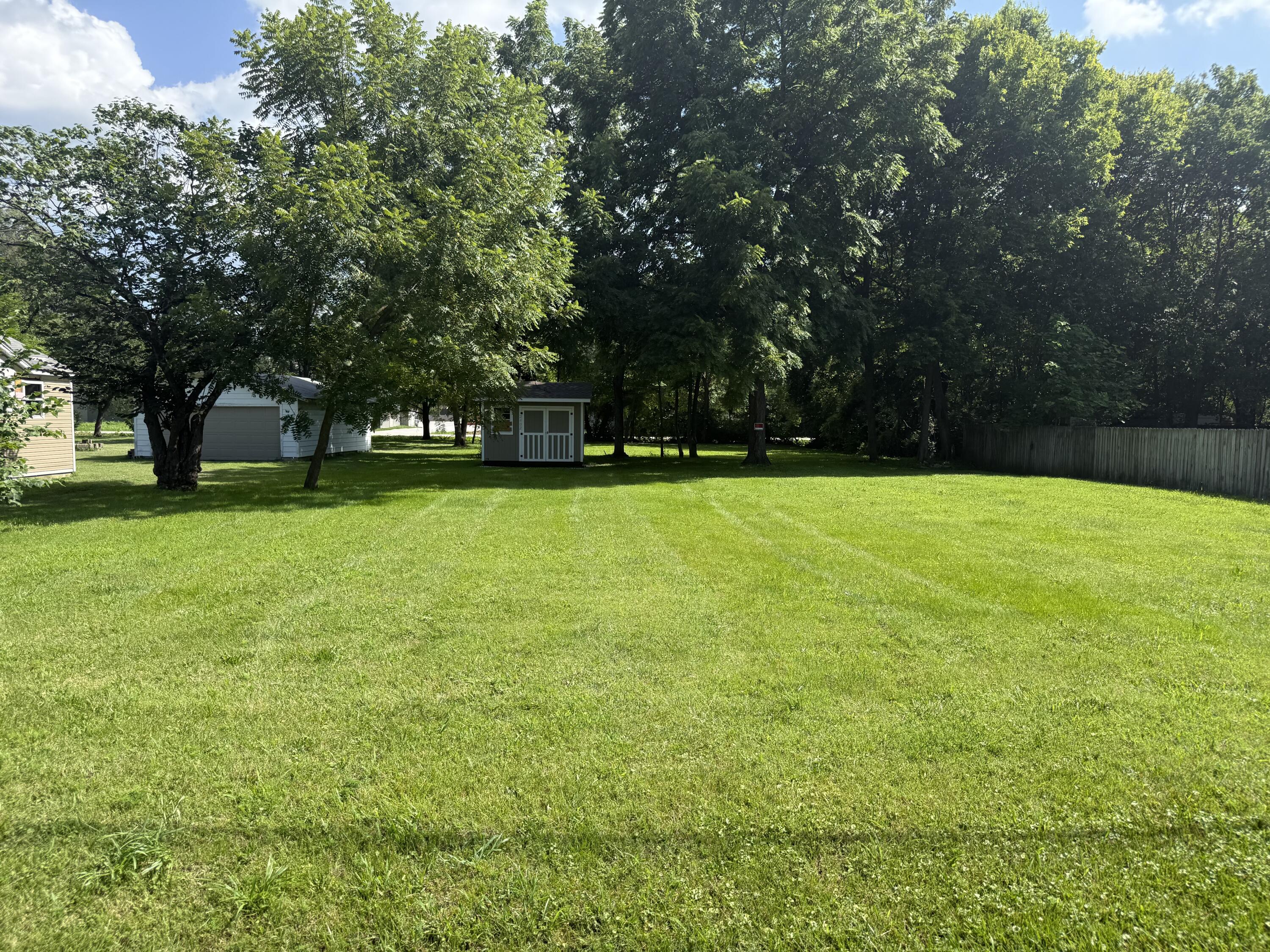 Land for sale – 2402 E Commercial Street  Springfield, MO