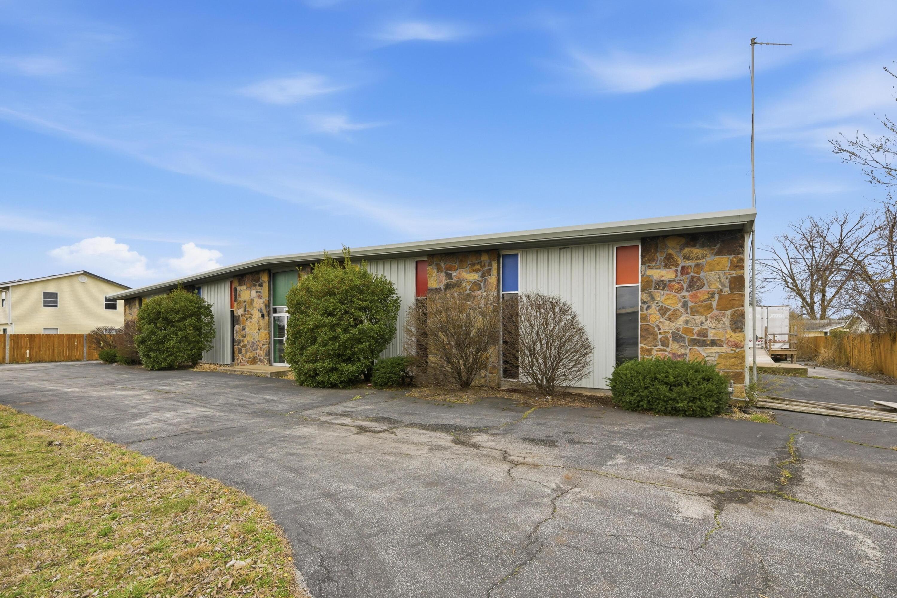 Commercial Sale for sale – 2926 W Junge Boulevard  Joplin, MO