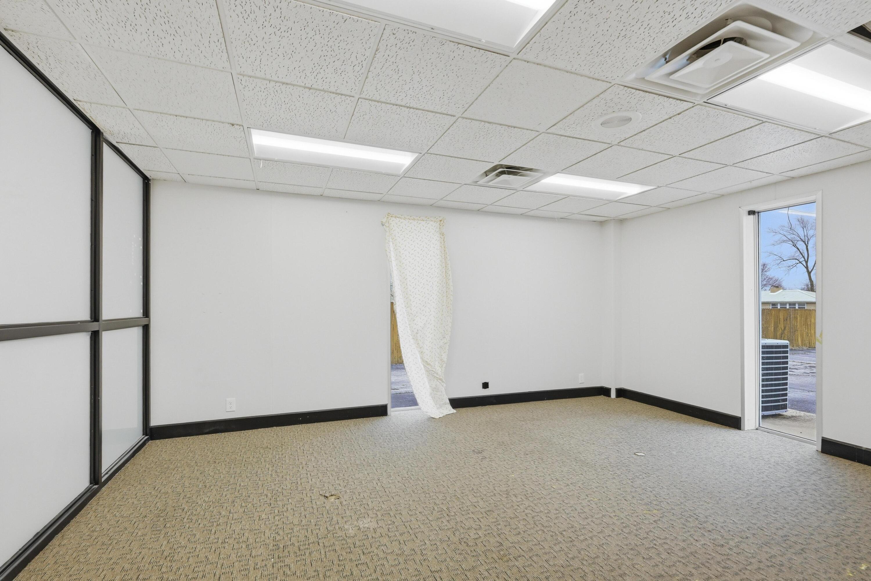 Photo 18 - Commercial Sale for sale – 2926 W Junge Boulevard  Joplin, MO