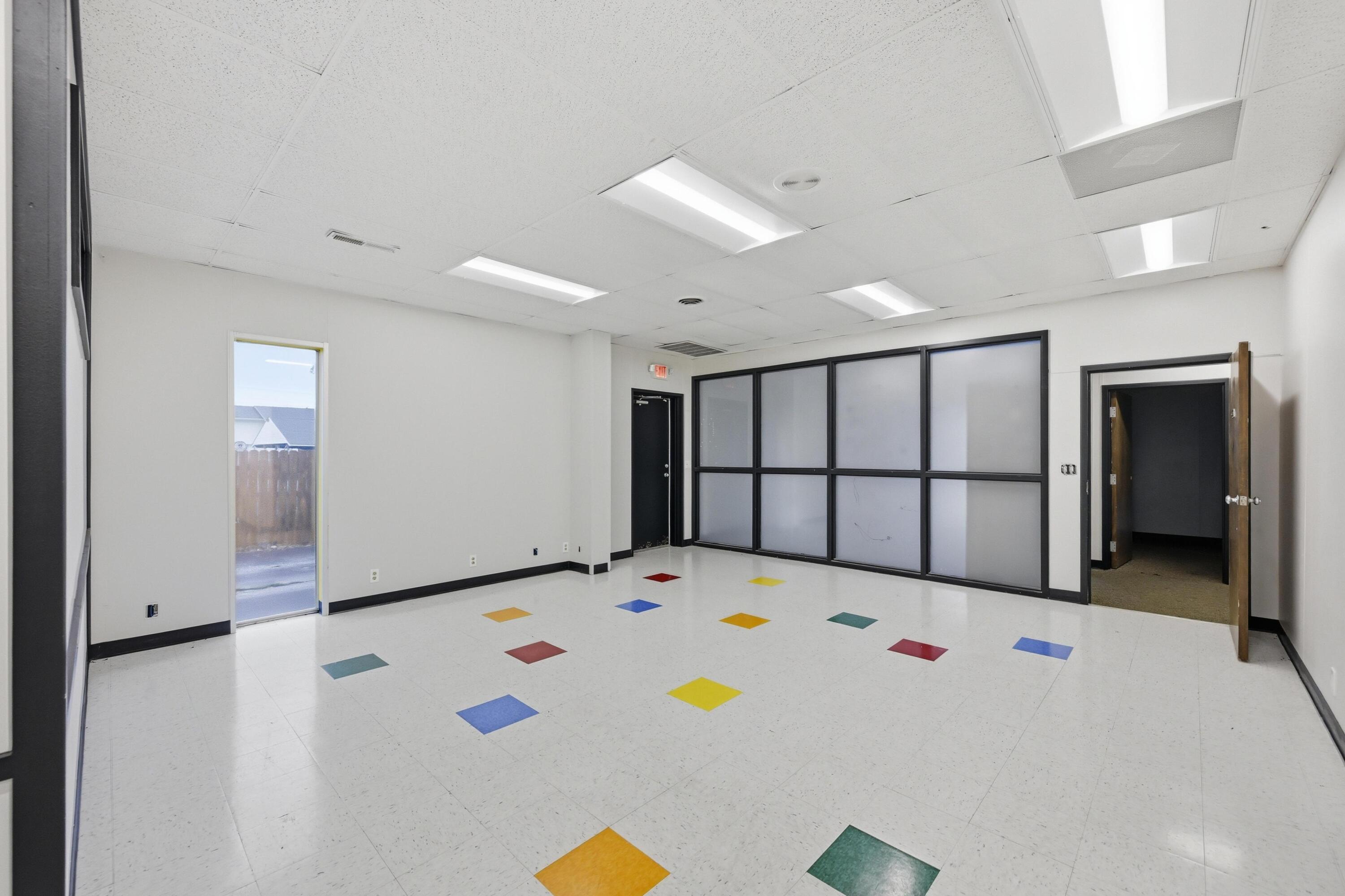 Photo 14 - Commercial Sale for sale – 2926 W Junge Boulevard  Joplin, MO