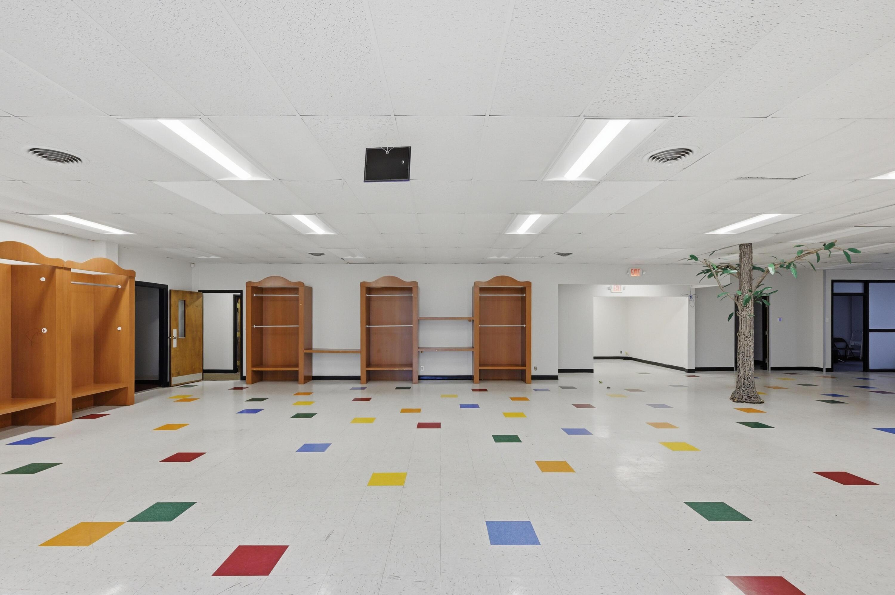 Photo 9 - Commercial Sale for sale – 2926 W Junge Boulevard  Joplin, MO