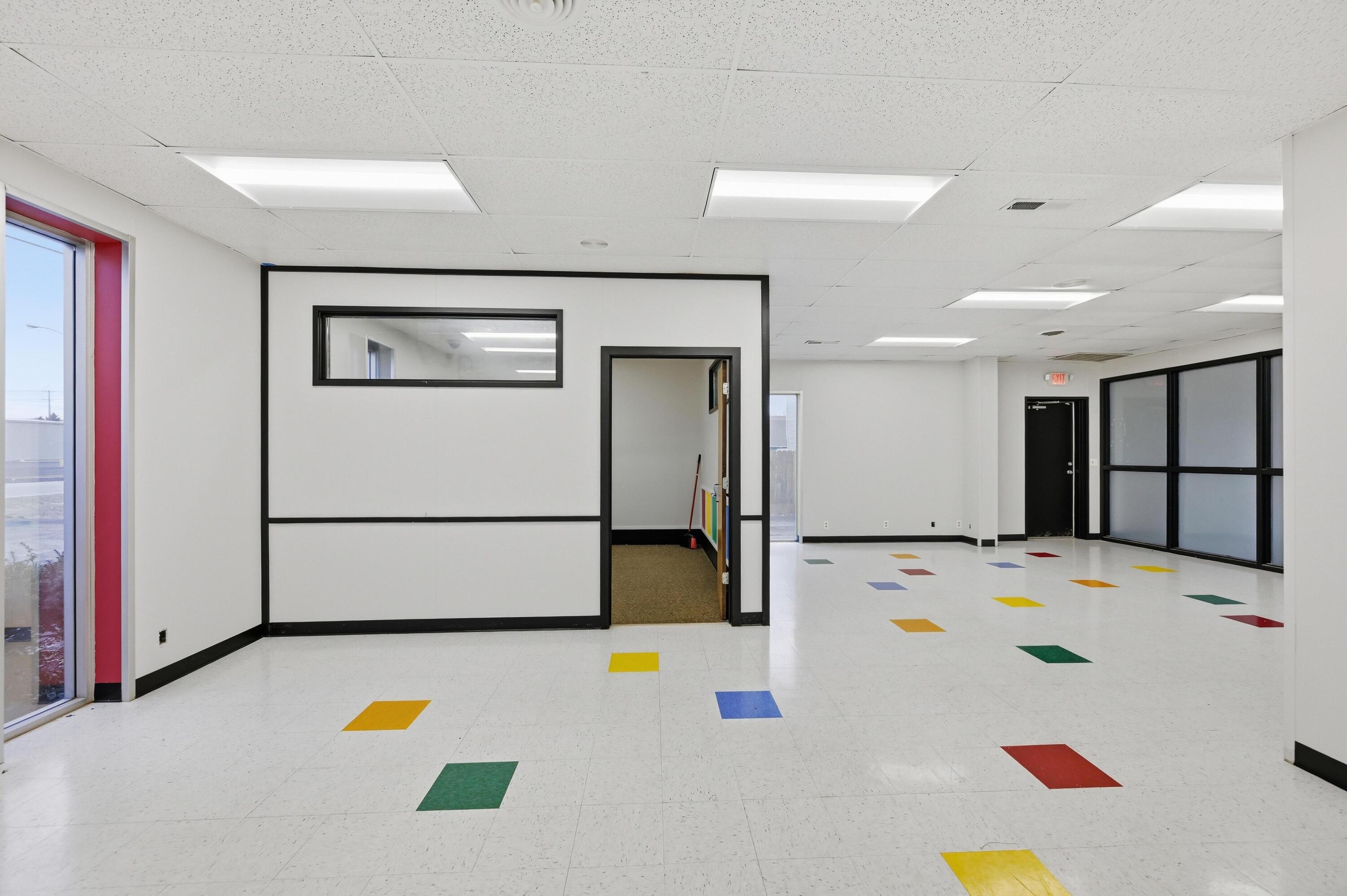Photo 13 - Commercial Sale for sale – 2926 W Junge Boulevard  Joplin, MO