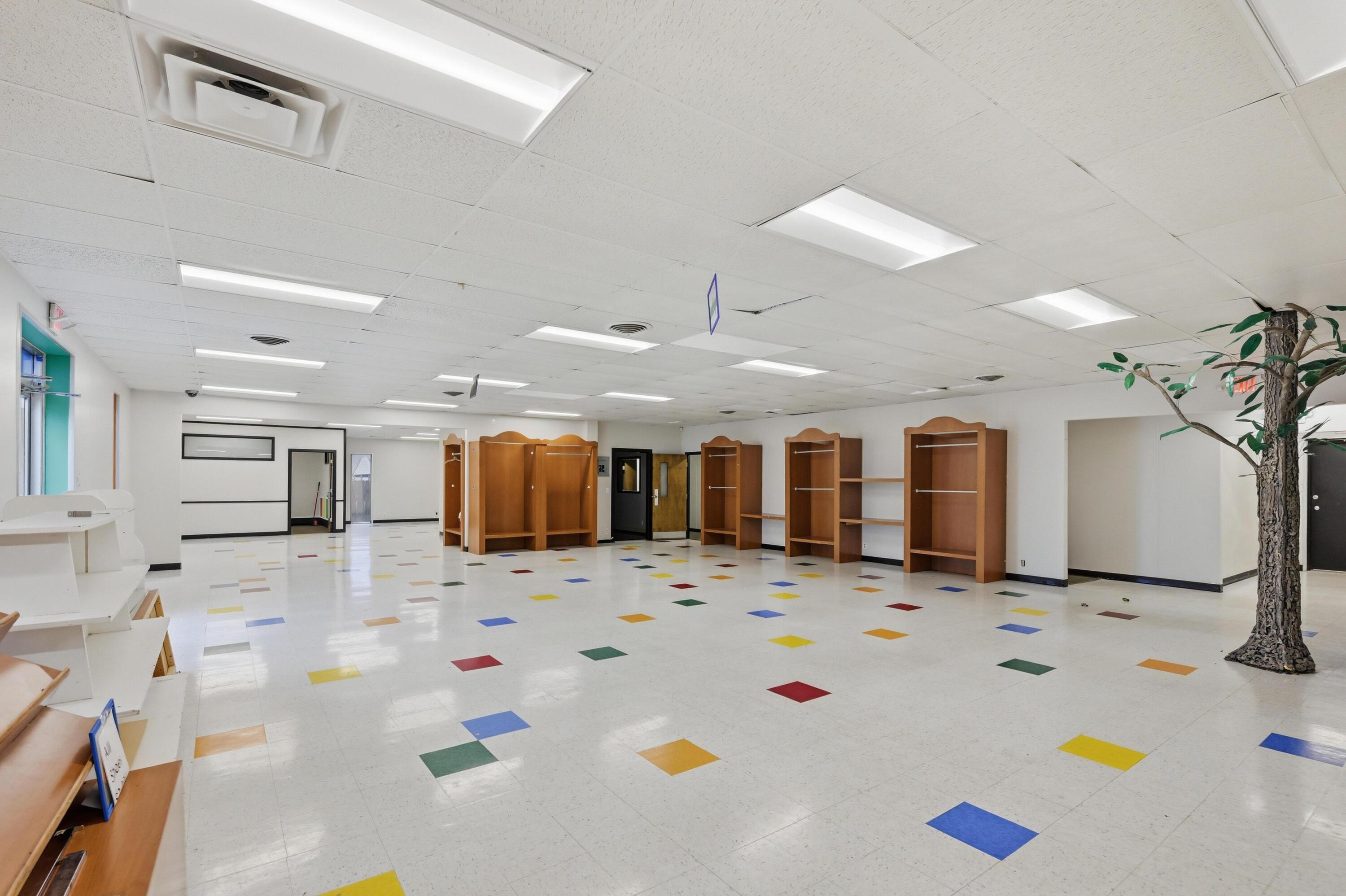 Photo 8 - Commercial Sale for sale – 2926 W Junge Boulevard  Joplin, MO