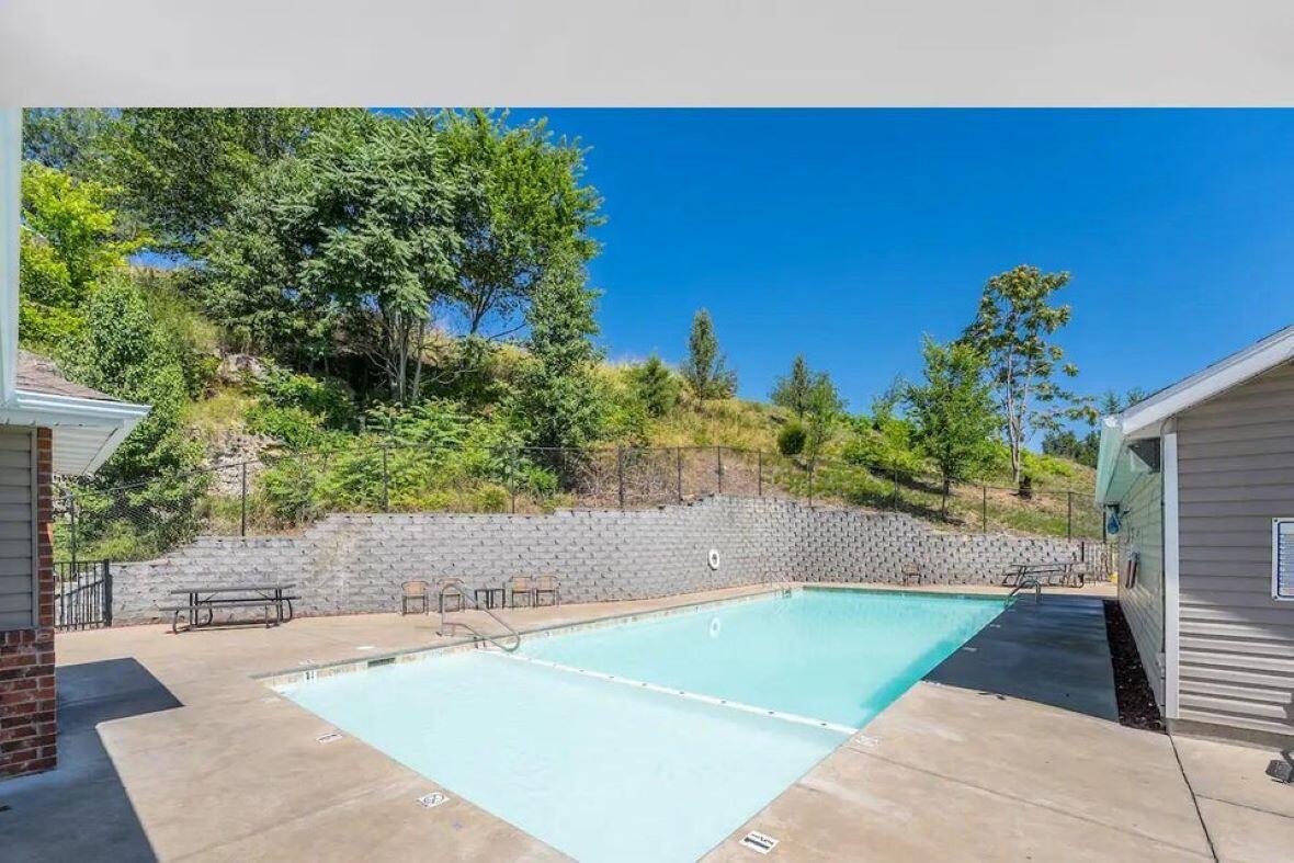 Photo 27 - Residential for sale – 2951  Vineyards Parkway  Branson, MO