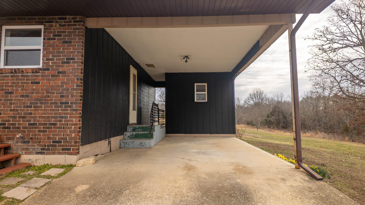Photo 4 - Residential for sale – 1502  County Road 1210   Willow Springs, MO