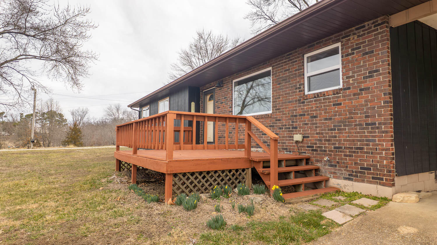 Photo 5 - Residential for sale – 1502  County Road 1210   Willow Springs, MO