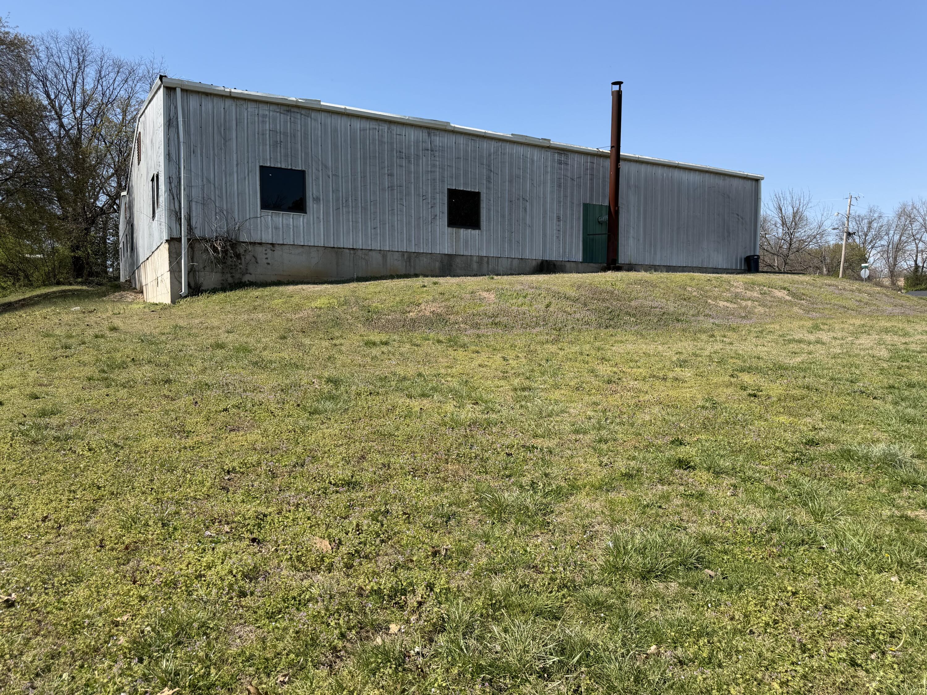 Photo 4 - Commercial Sale for sale – 308  Myrtle Street  West Plains, MO