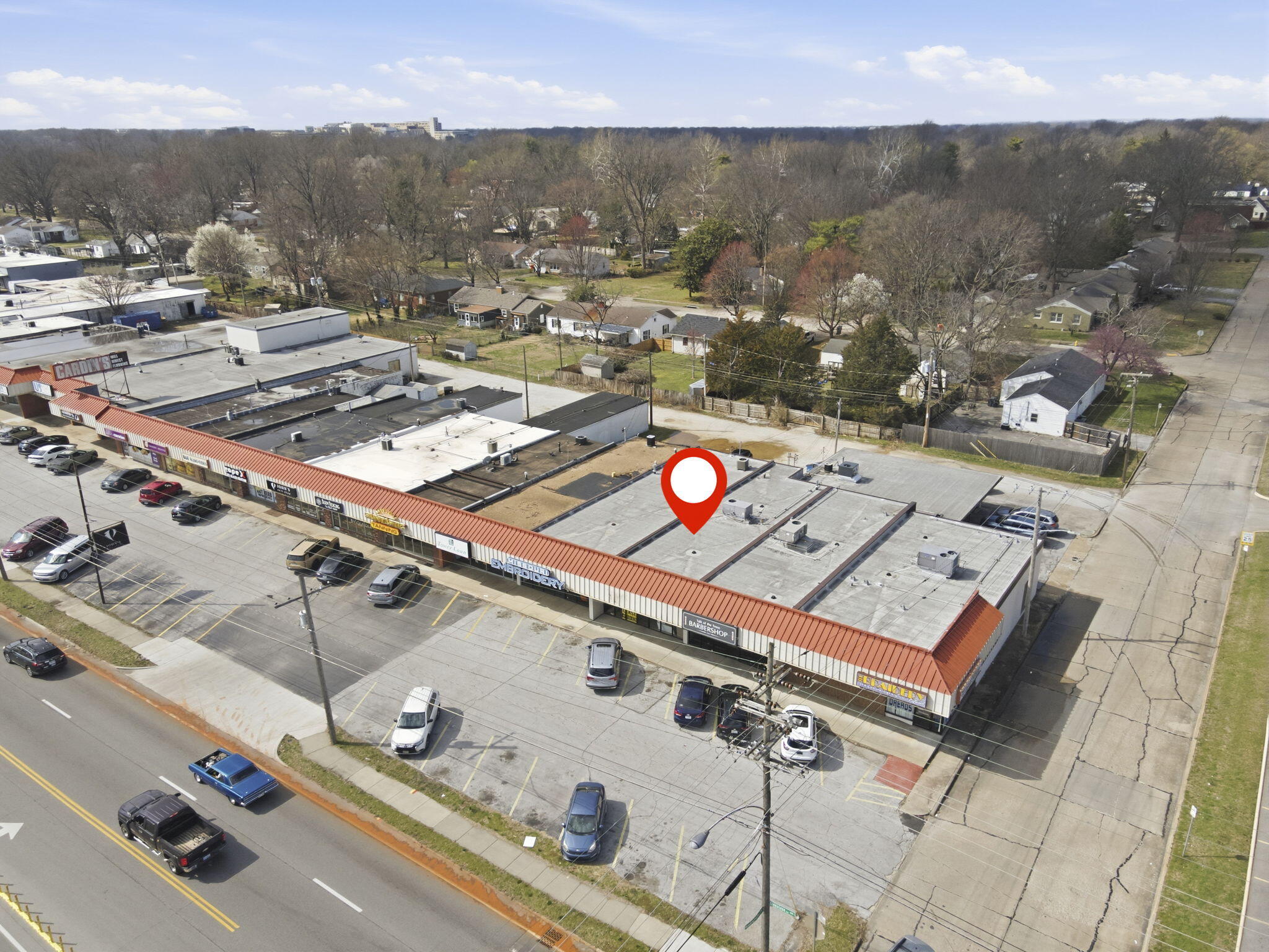 Photo 2 - Commercial Lease for sale – 1305 S Glenstone Avenue  Springfield, MO