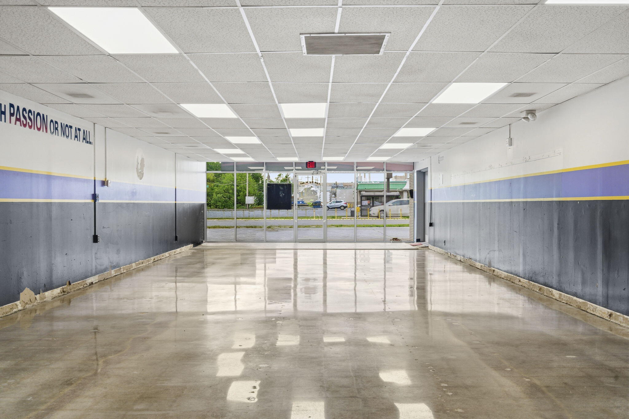 Photo 10 - Commercial Lease for sale – 1305 S Glenstone Avenue  Springfield, MO