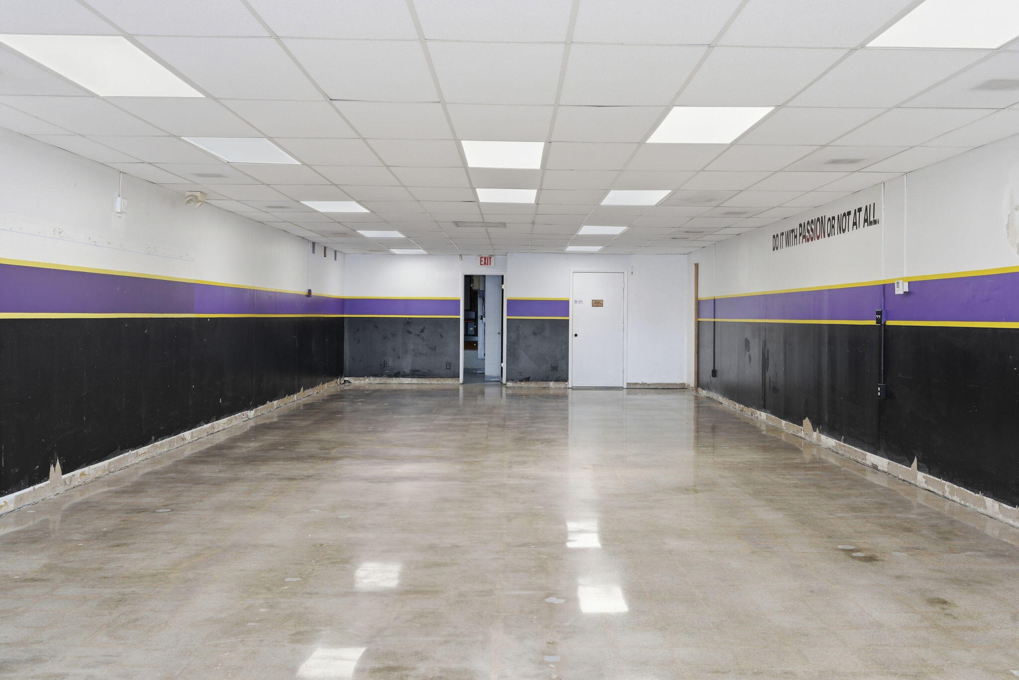 Photo 6 - Commercial Lease for sale – 1305 S Glenstone Avenue  Springfield, MO