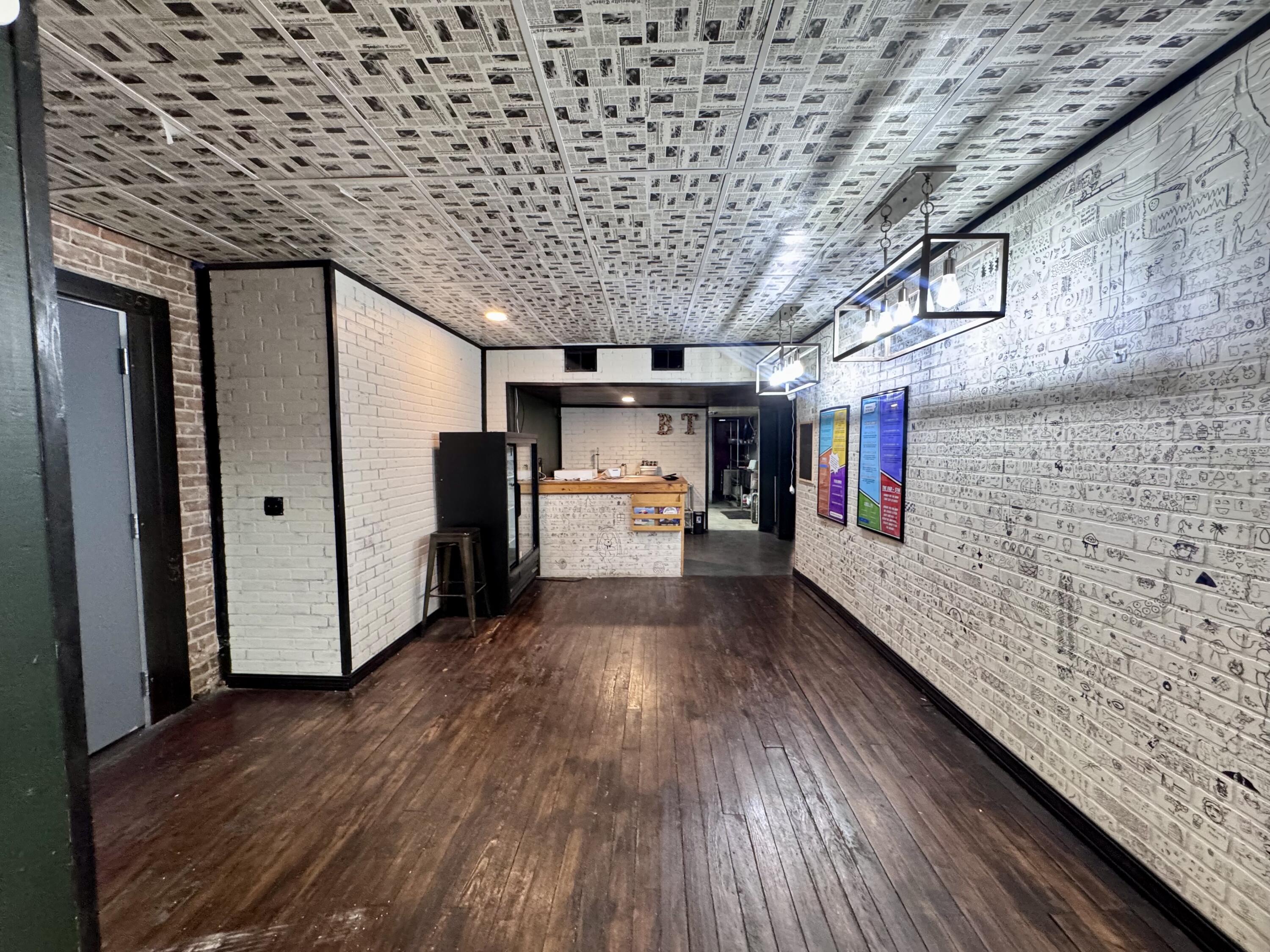 Photo 10 - Commercial Sale for sale – 107 E Main Street  Neosho, MO