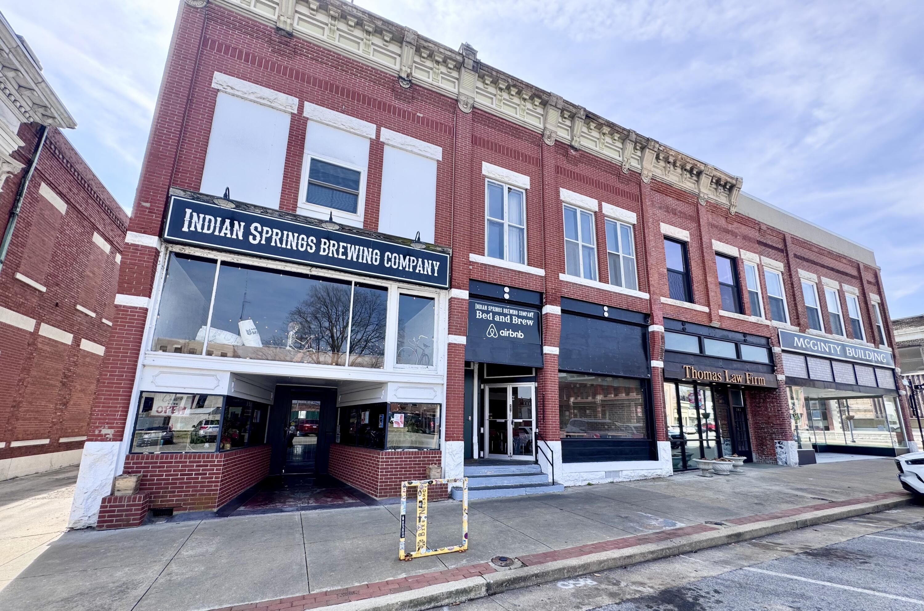 Photo 2 - Commercial Sale for sale – 107 E Main Street  Neosho, MO