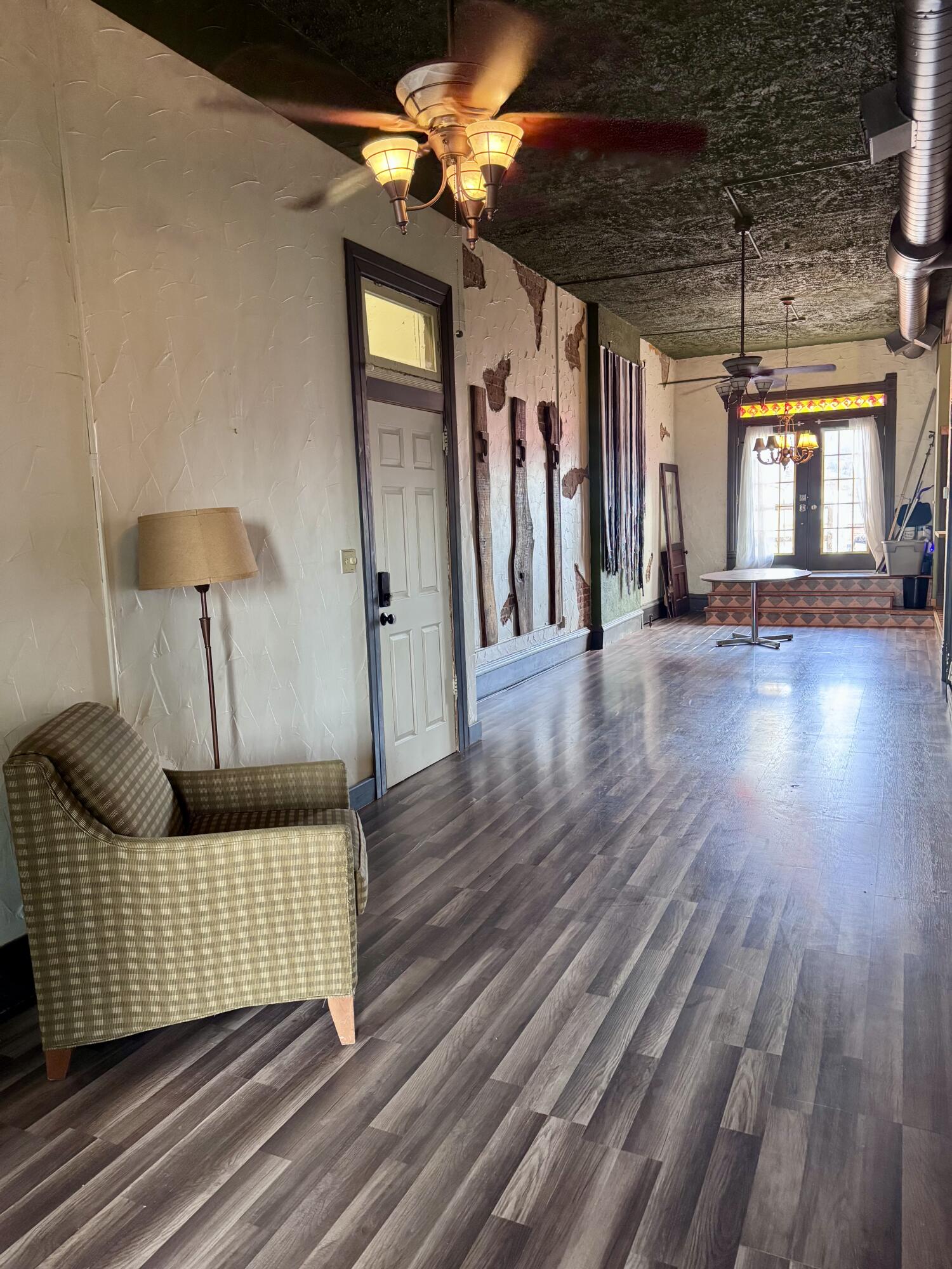 Photo 20 - Commercial Sale for sale – 107 E Main Street  Neosho, MO