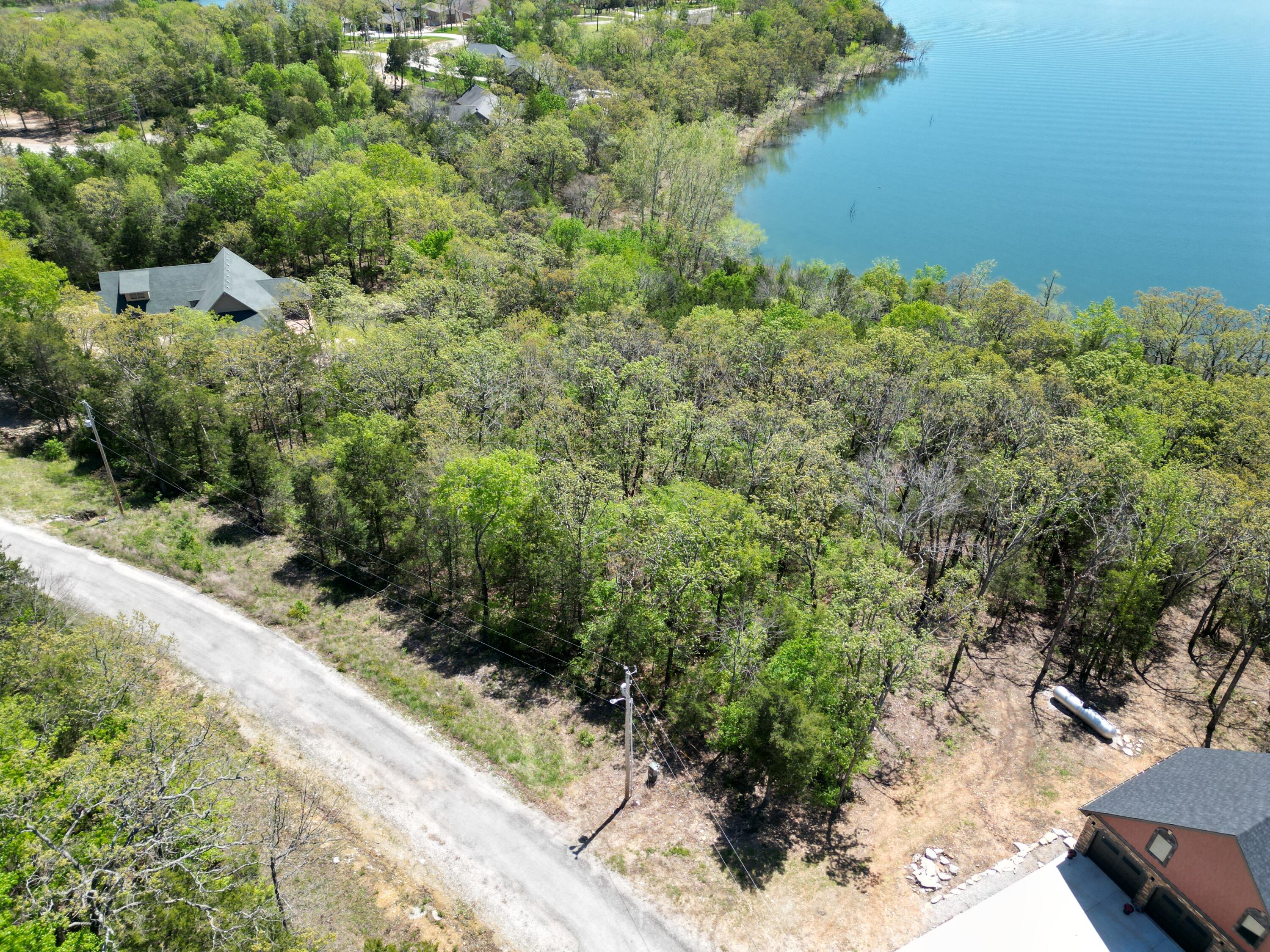 Photo 2 - Land for sale – Lot 16  Eagles Bluff   Shell Knob, MO