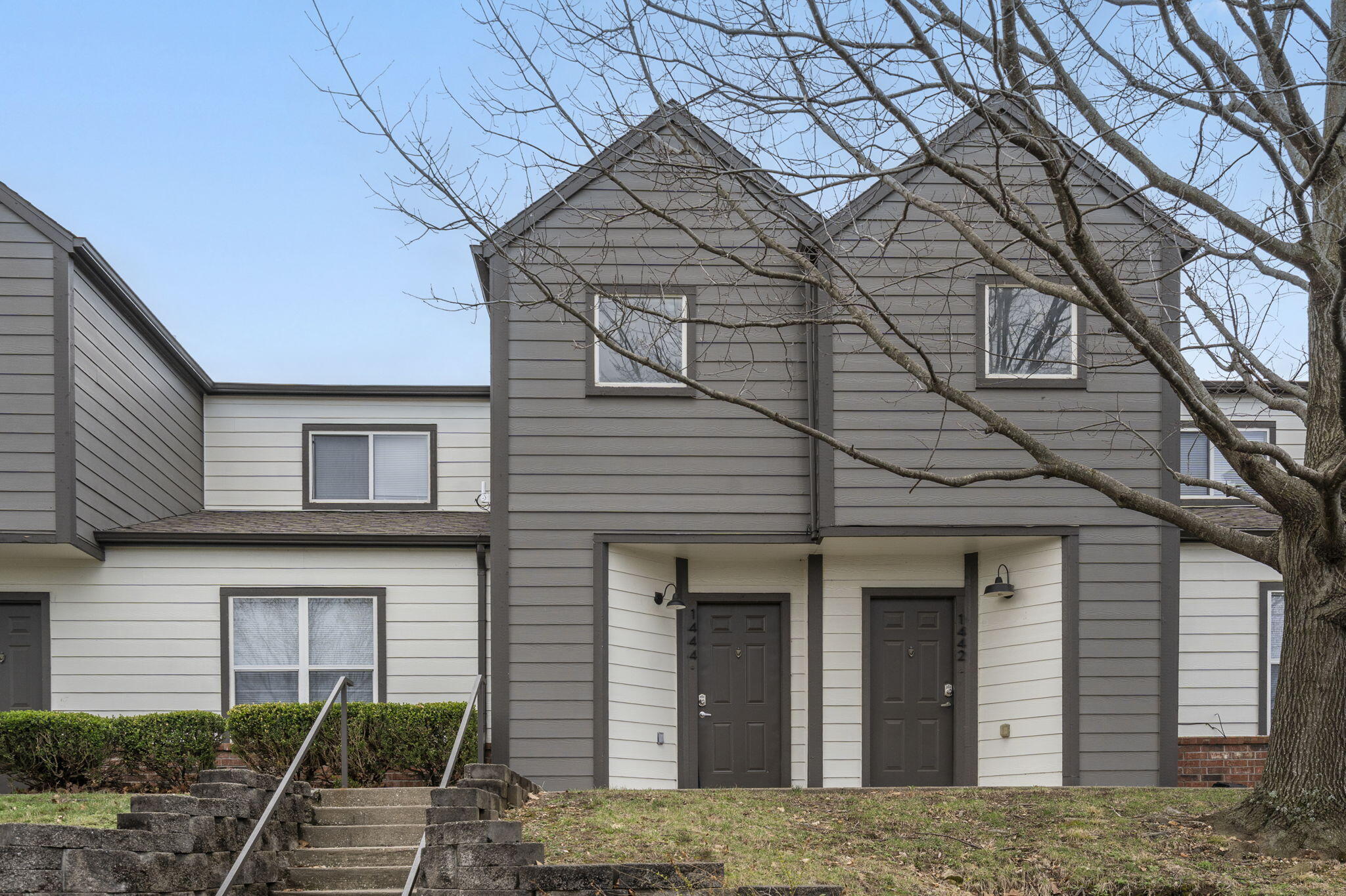 Residential Lease for sale – 1447 E Oakwood Lane  Springfield, MO