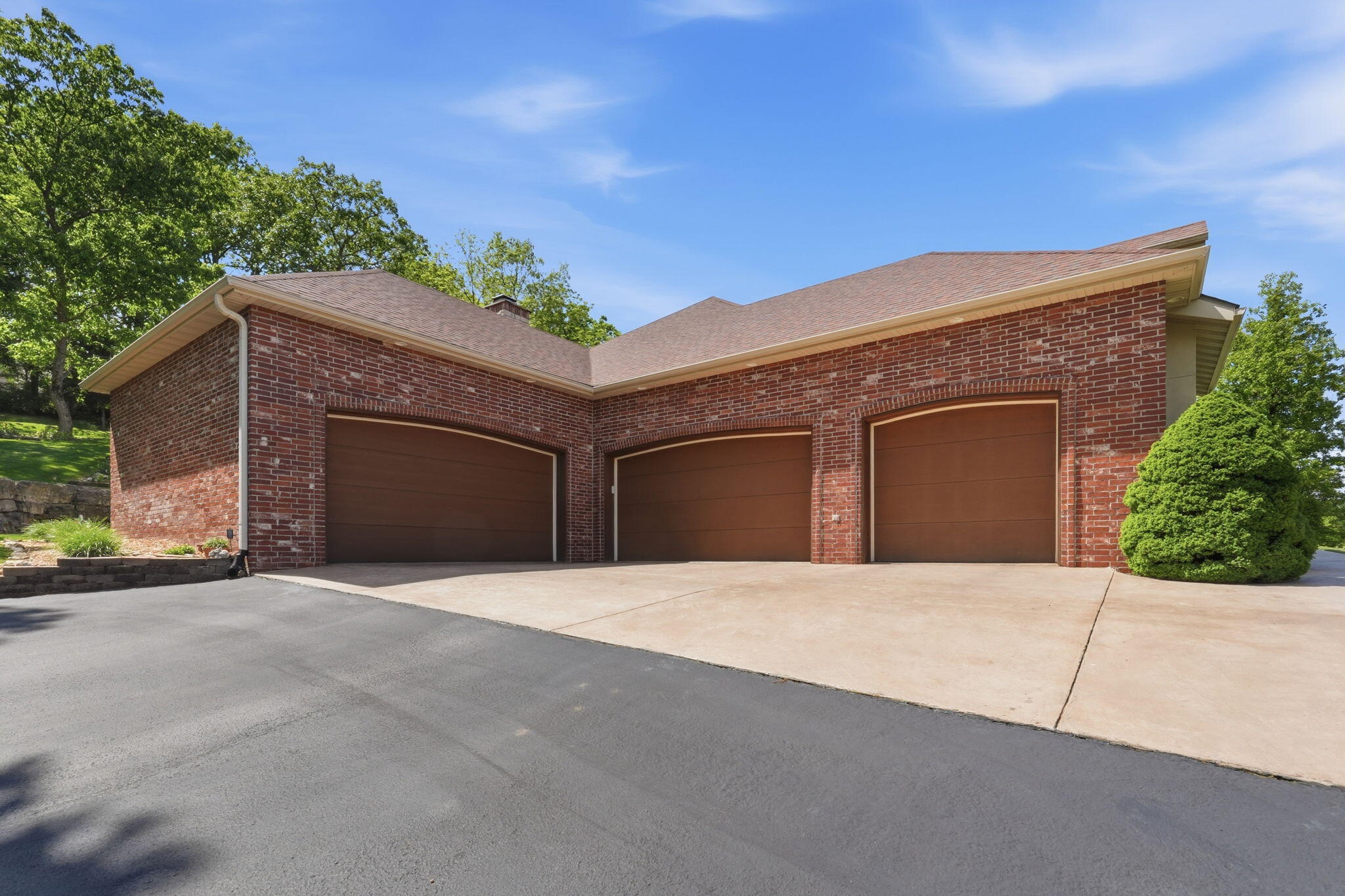 Photo 6 - Residential for sale – 109  Cedar Bluff   Saddlebrooke, MO