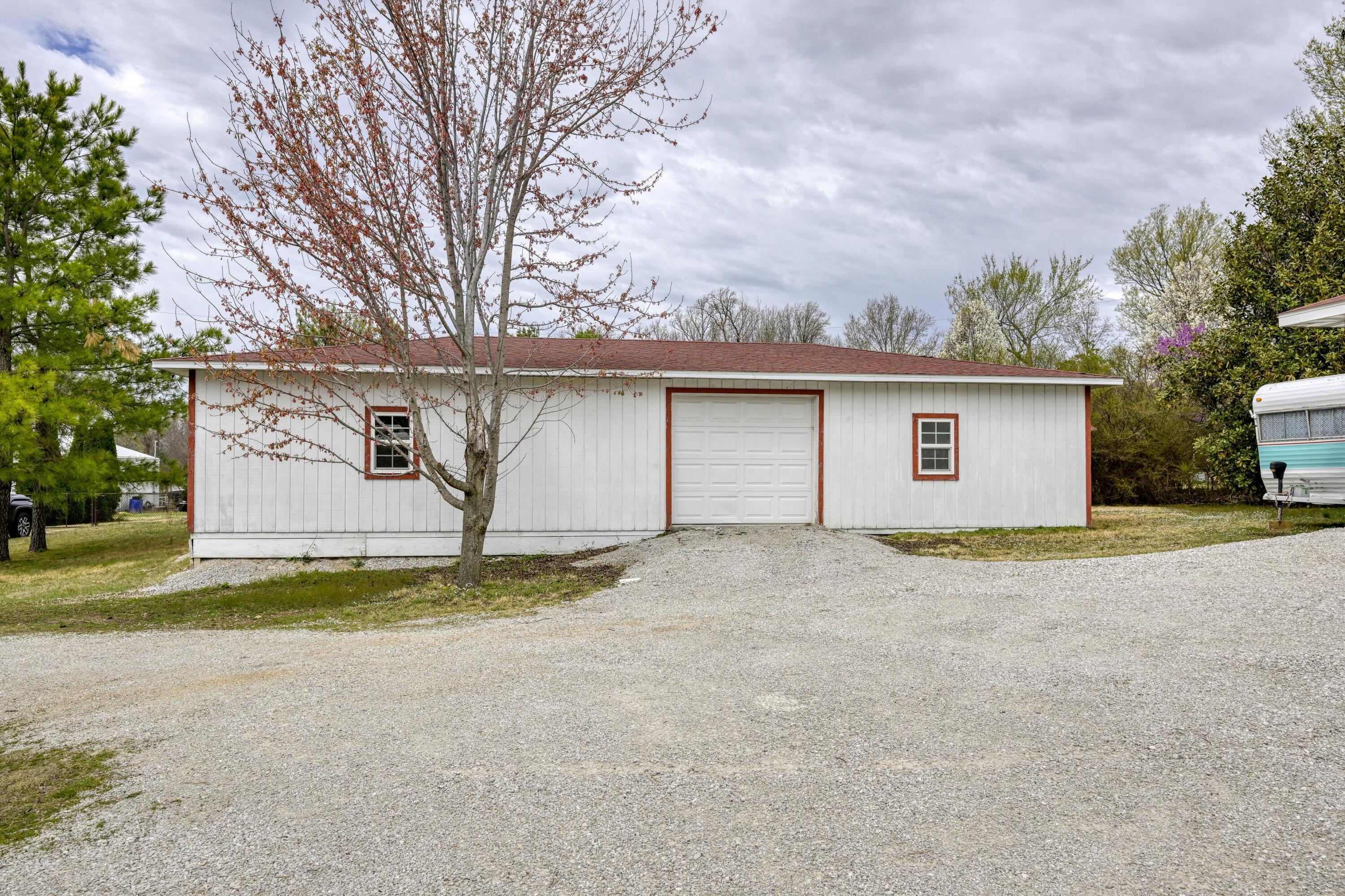 Photo 111 - Residential for sale – 2736 E 15th Street  Joplin, MO