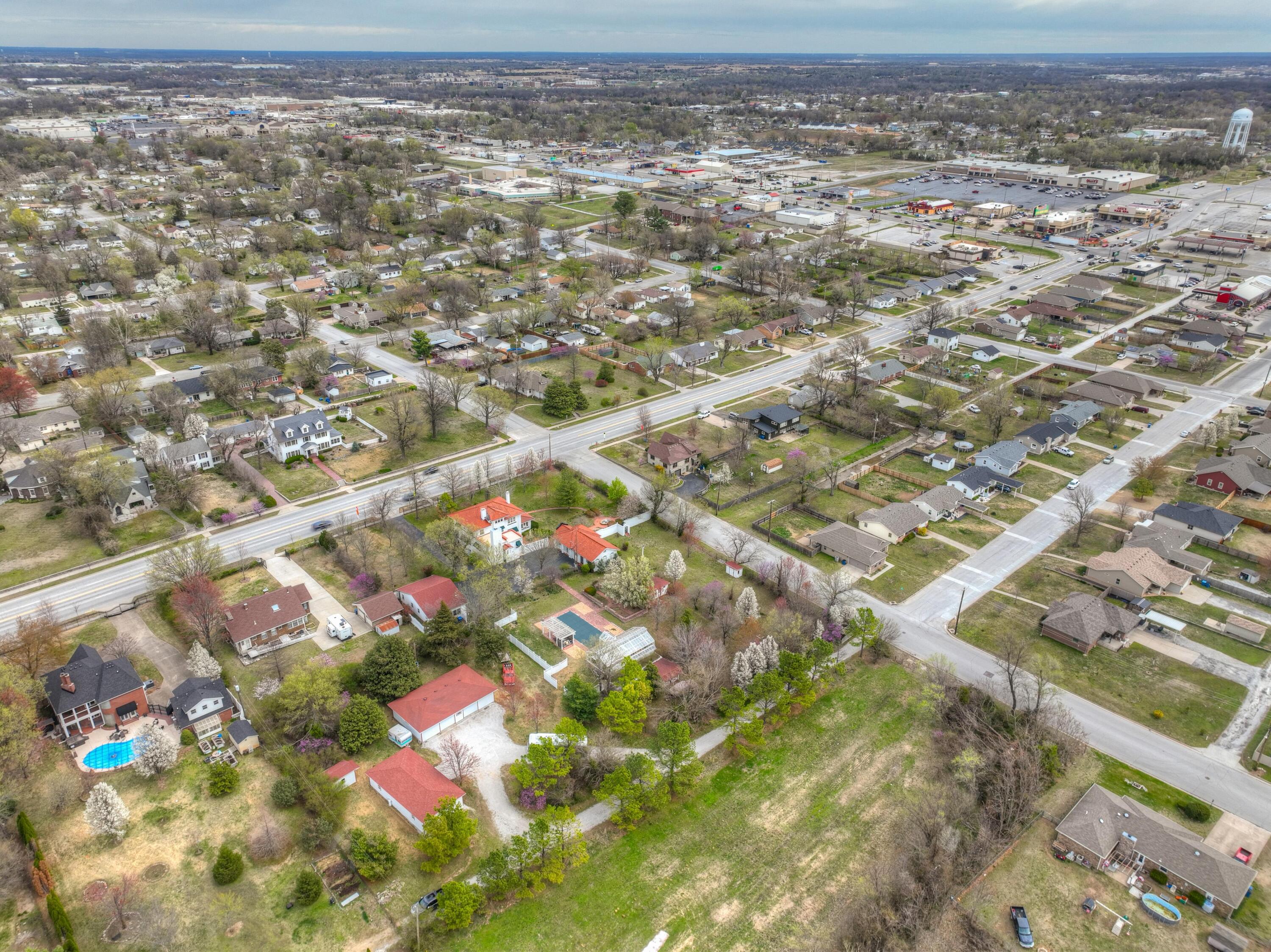 Photo 159 - Residential for sale – 2736 E 15th Street  Joplin, MO