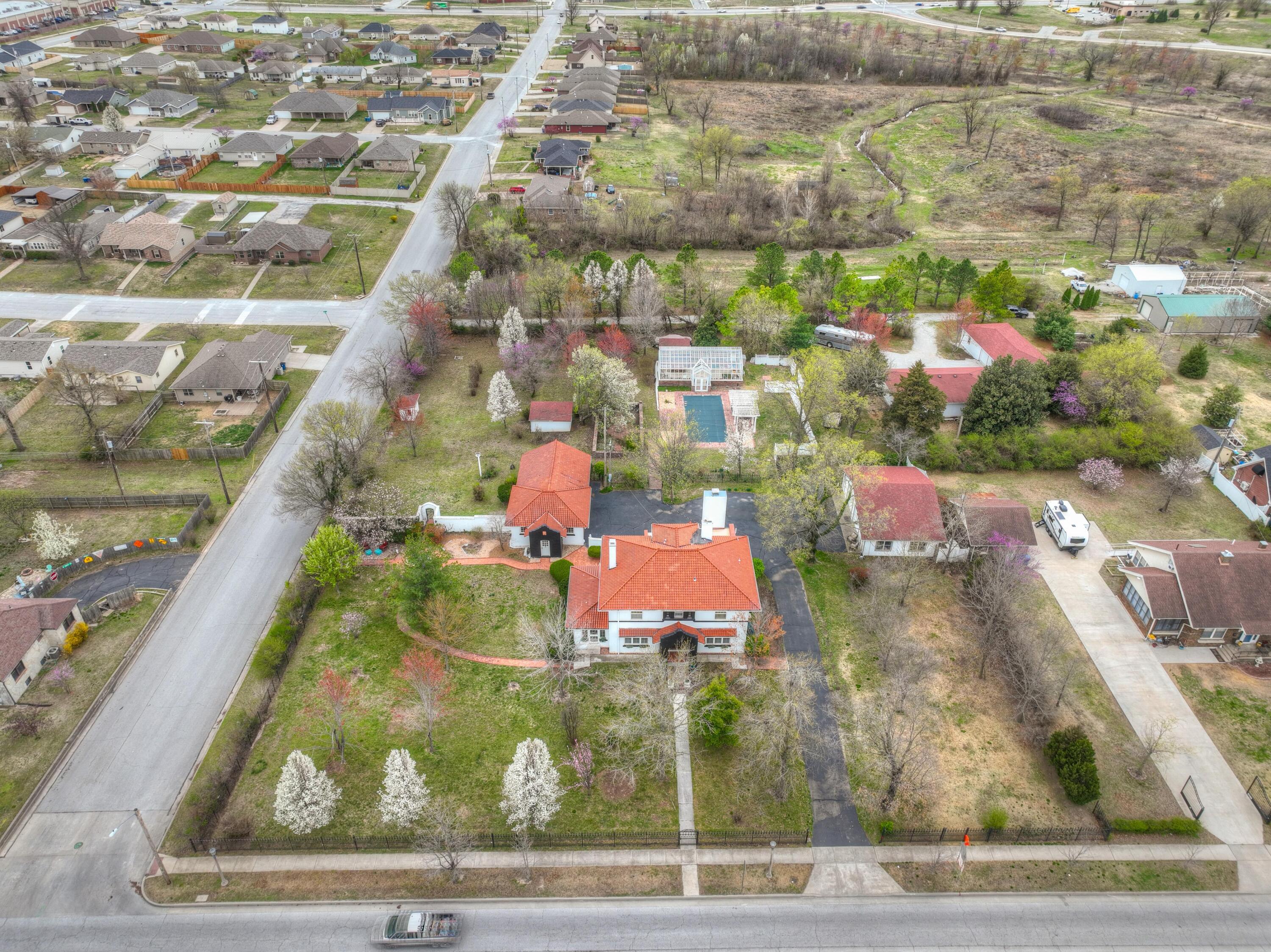Photo 148 - Residential for sale – 2736 E 15th Street  Joplin, MO