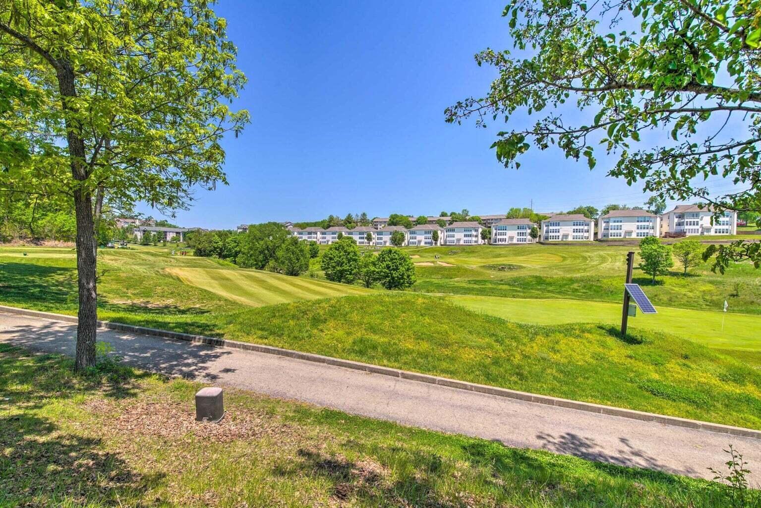 Photo 22 - Residential for sale – 200  Golf View Drive  Branson, MO