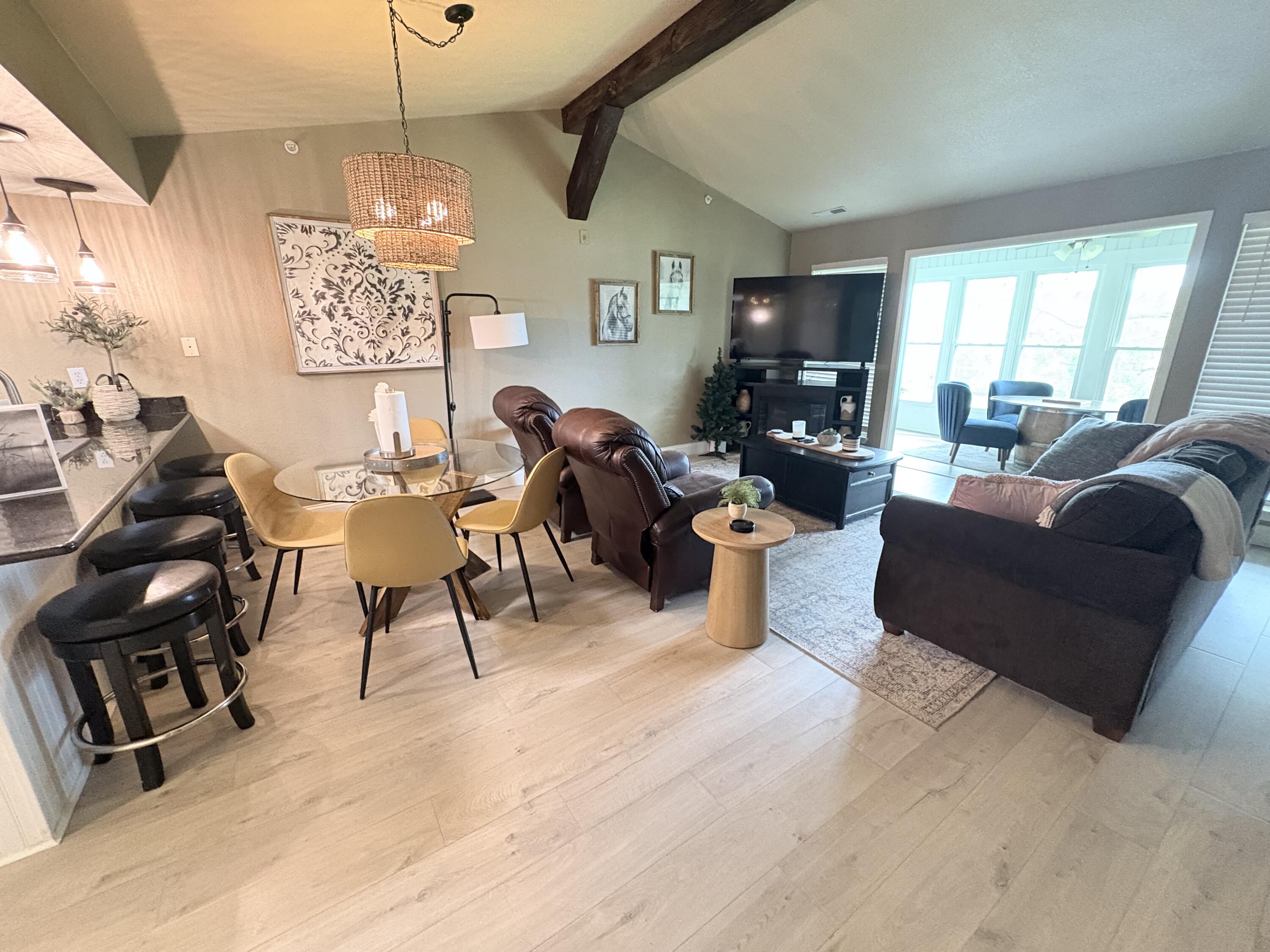 Photo 10 - Residential for sale – 200  Golf View Drive  Branson, MO