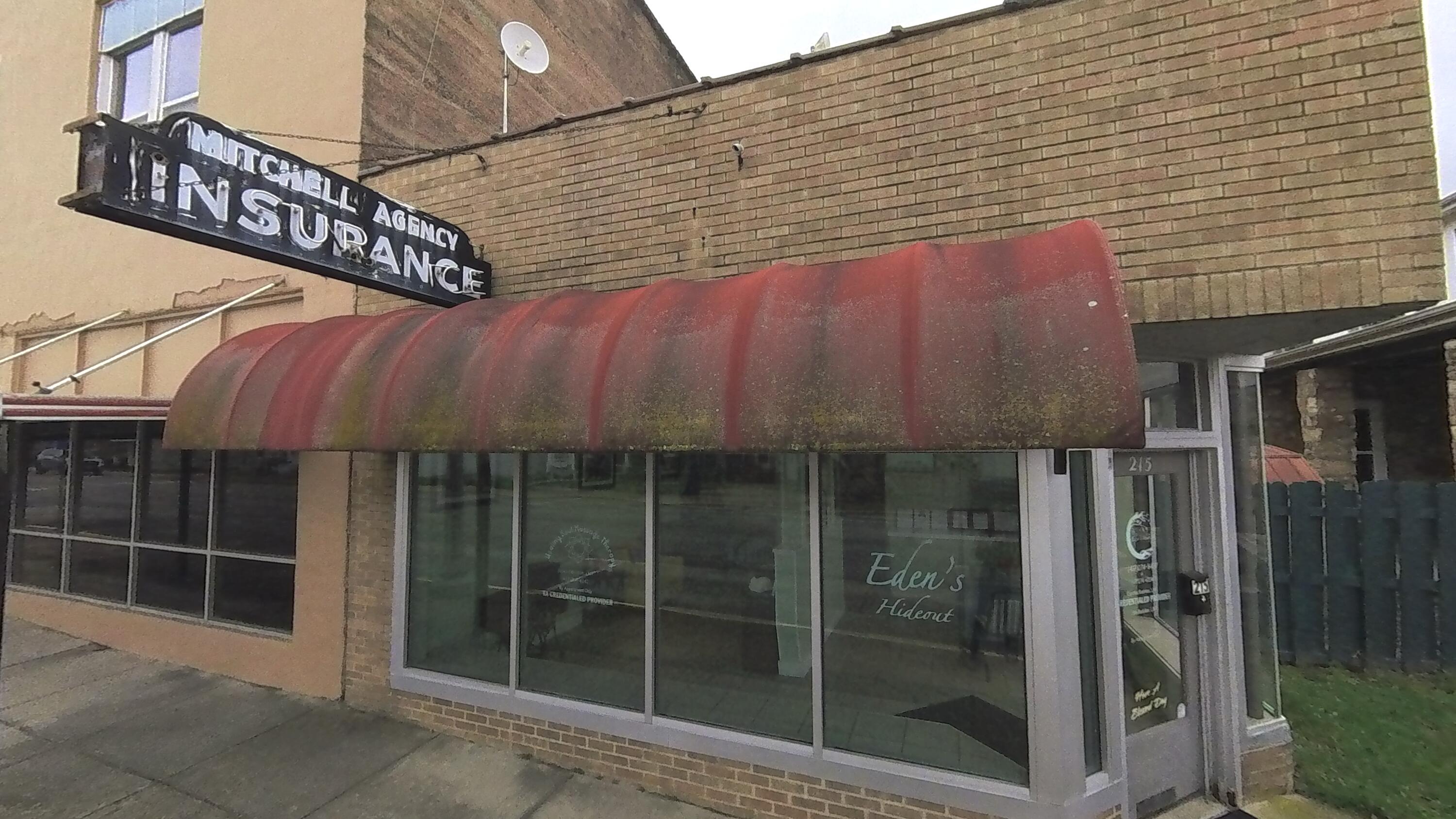 Photo 3 - Commercial Sale for sale – 215 S Grand Avenue  Houston, MO