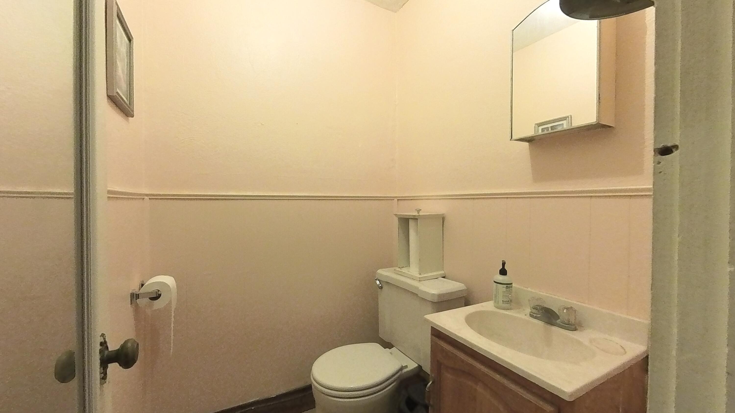 Photo 16 - Commercial Sale for sale – 215 S Grand Avenue  Houston, MO