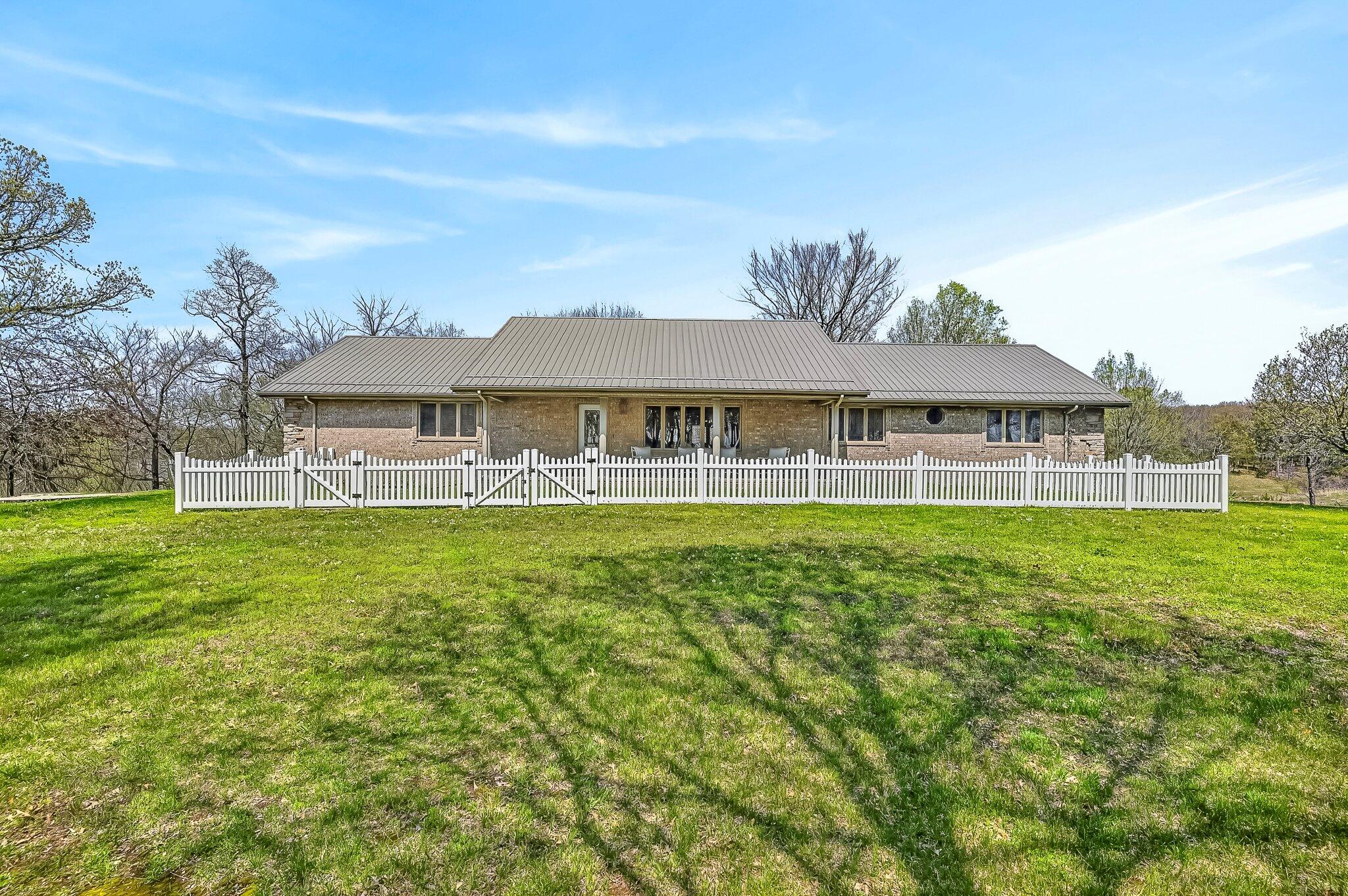 Photo 3 - Residential for sale – 775 E 505th Road  Aldrich, MO