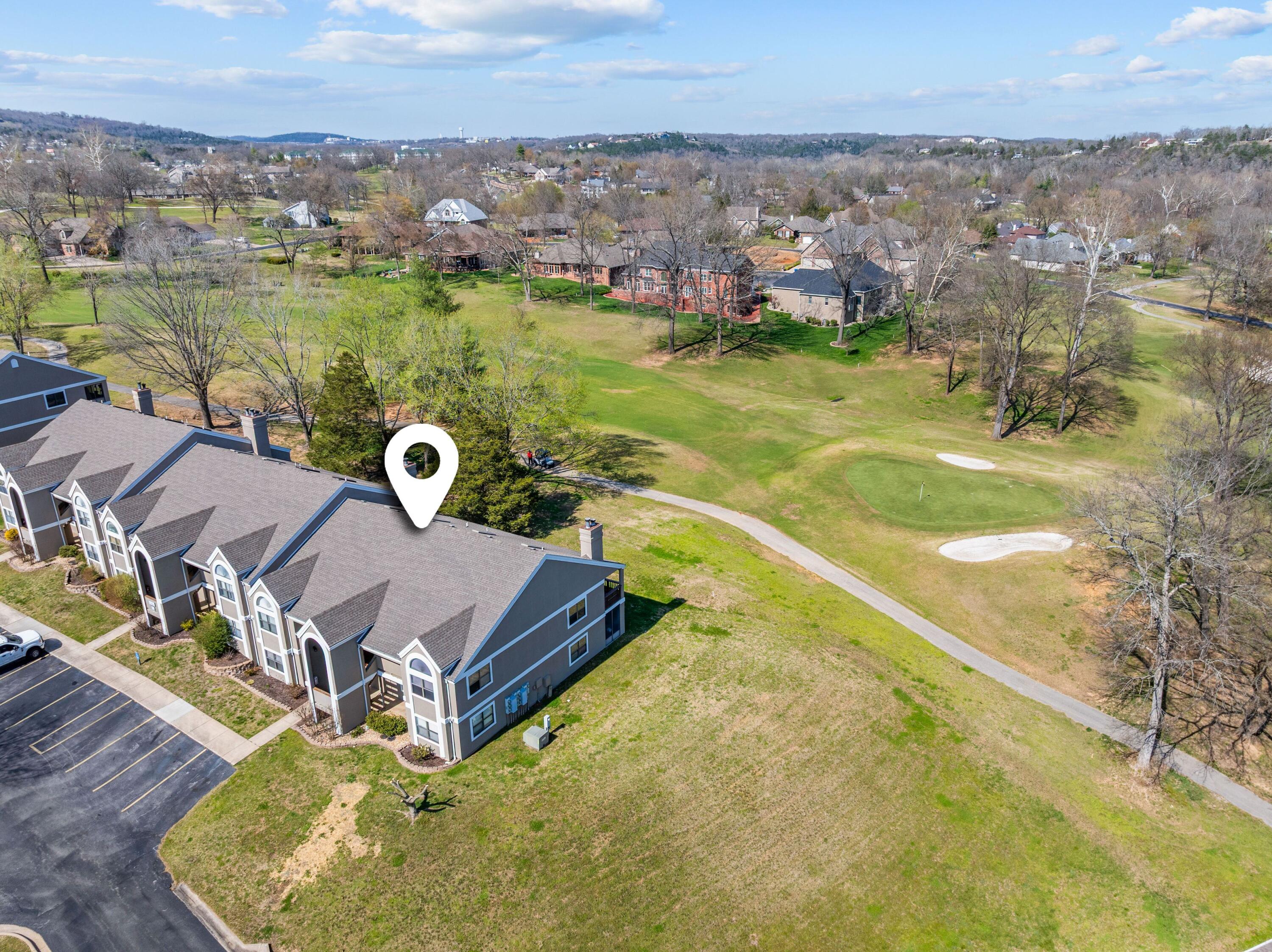 Photo 3 - Residential for sale – 305  Wimbledon Drive  Branson, MO