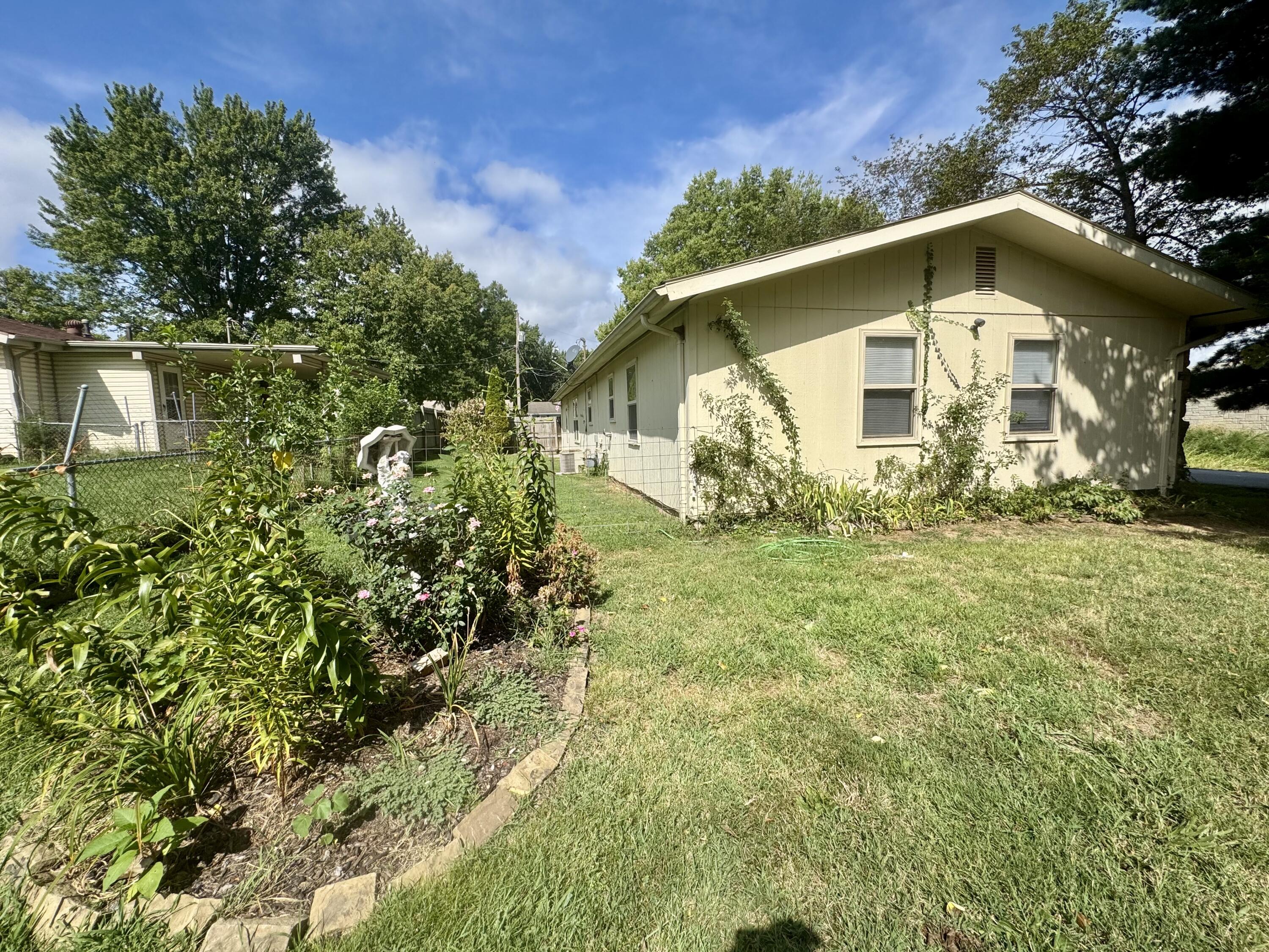 Photo 19 - Residential for sale – 2862 N Pierce Avenue  Springfield, MO