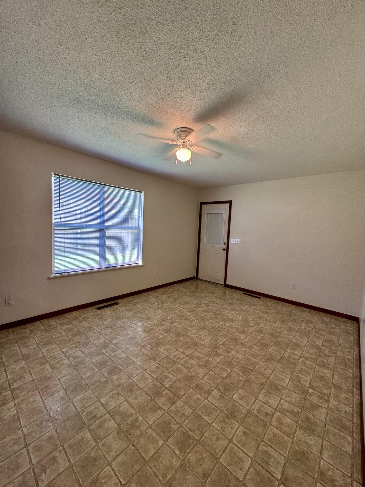 Photo 9 - Residential for sale – 2862 N Pierce Avenue  Springfield, MO