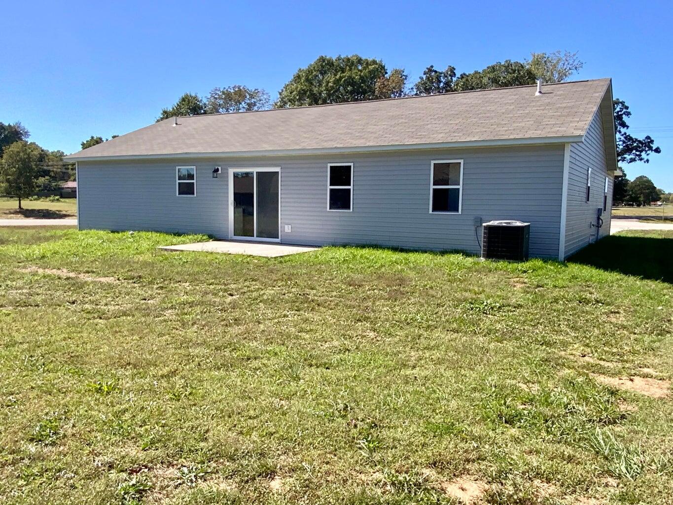 Photo 4 - Residential Income for sale – 2503 2505  Melissa & 2502 Kody & Courtney   West Plains, MO