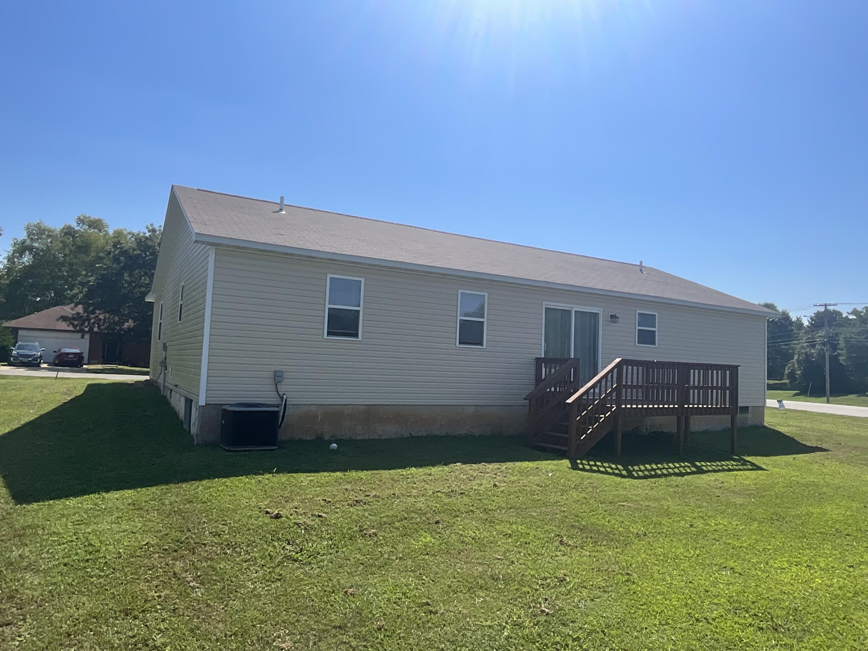 Photo 26 - Residential Income for sale – 2503 2505  Melissa & 2502 Kody & Courtney   West Plains, MO