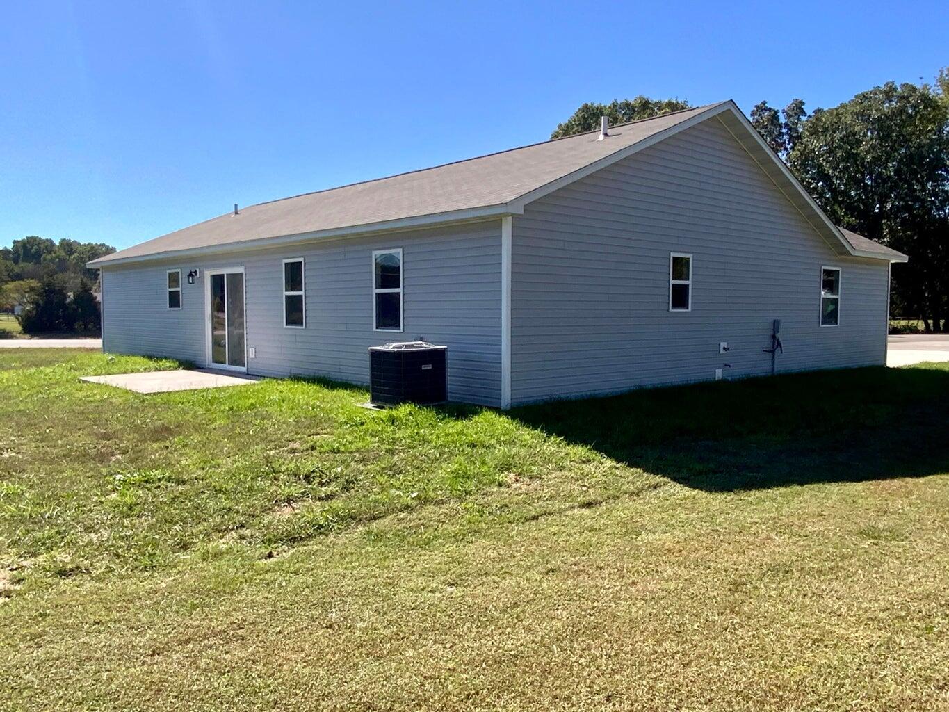 Photo 5 - Residential Income for sale – 2503 2505  Melissa & 2502 Kody & Courtney   West Plains, MO