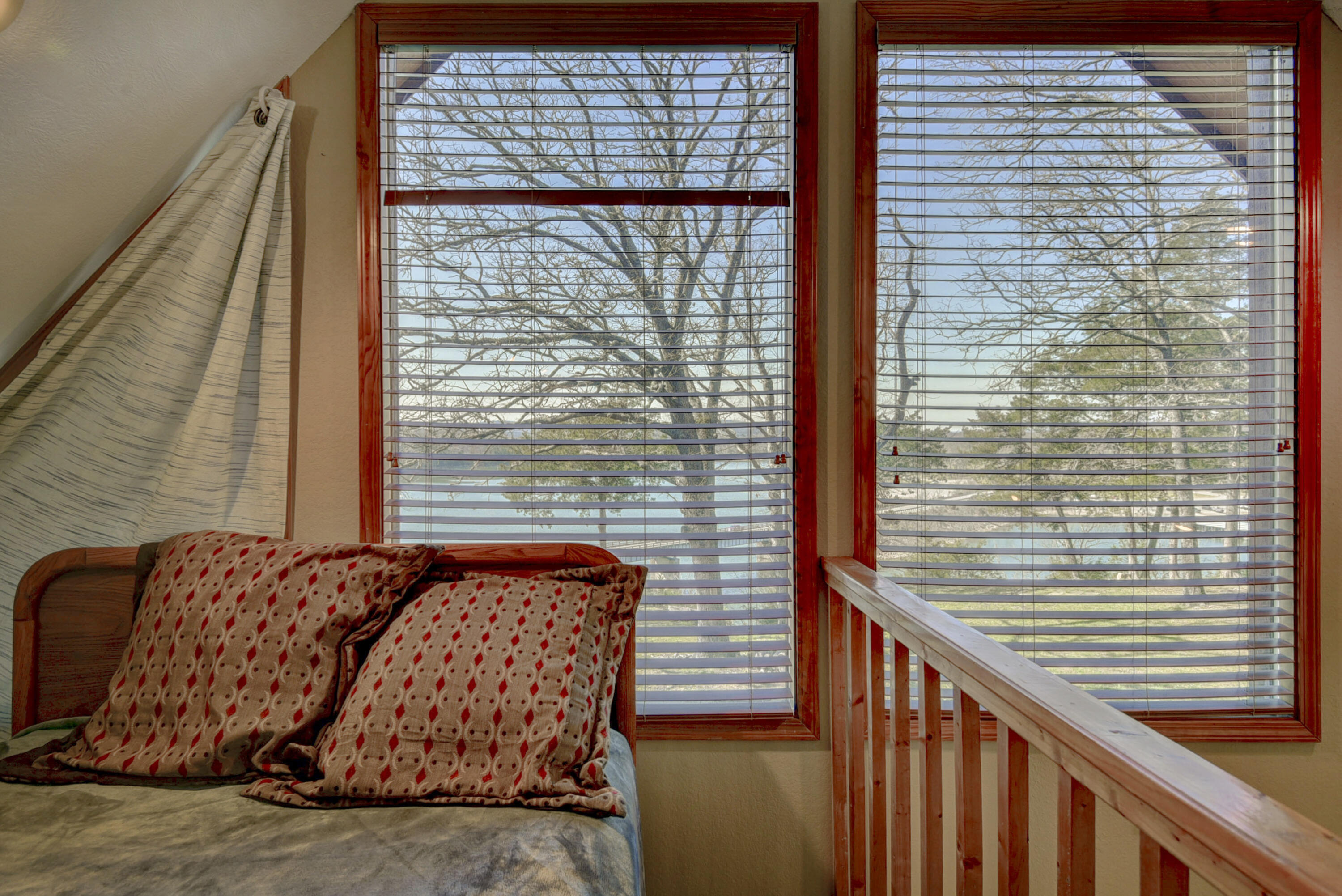 Photo 31 - Residential for sale – 19804  Farm Road 2285   Eagle Rock, MO
