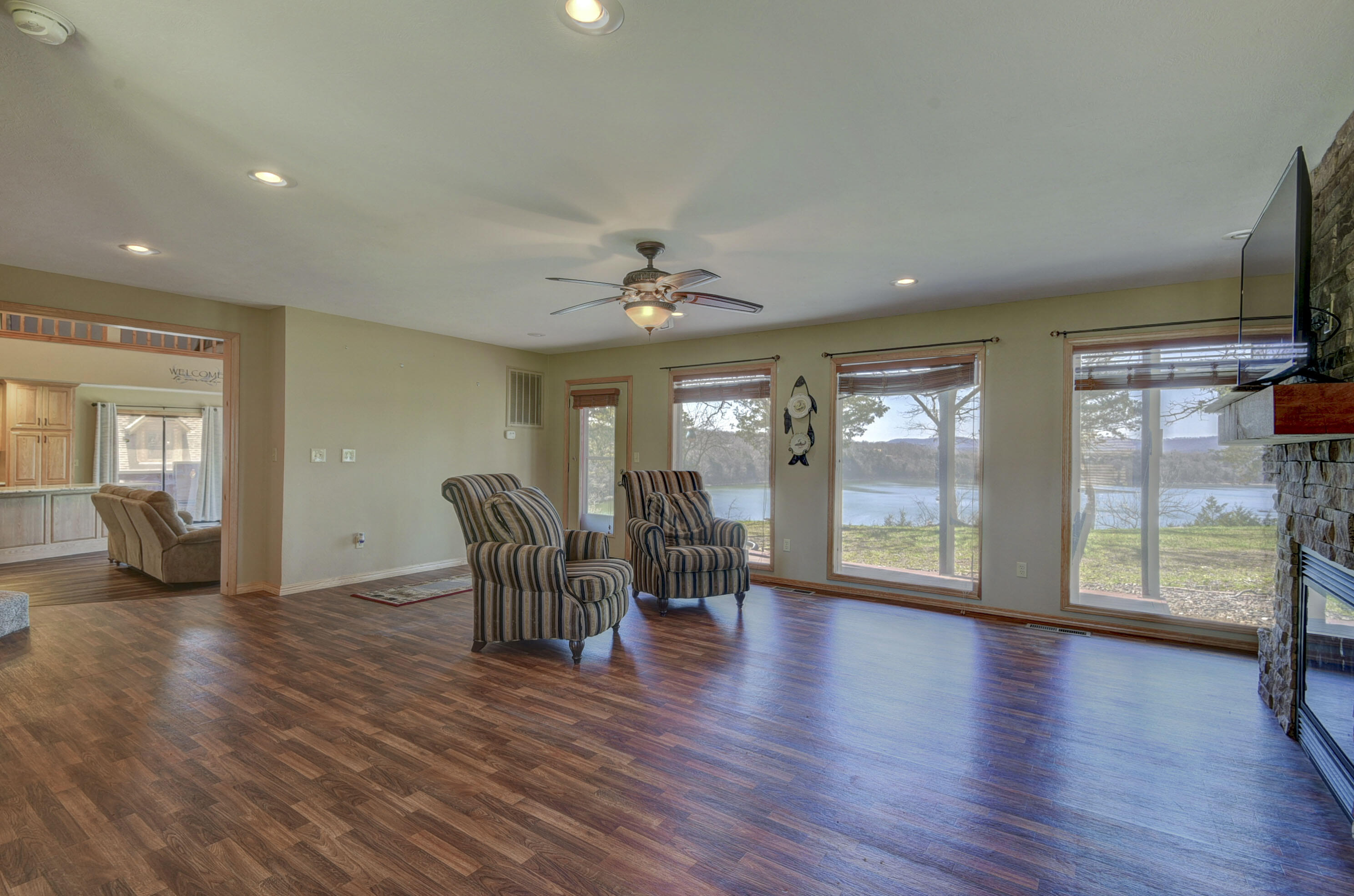 Photo 19 - Residential for sale – 19804  Farm Road 2285   Eagle Rock, MO