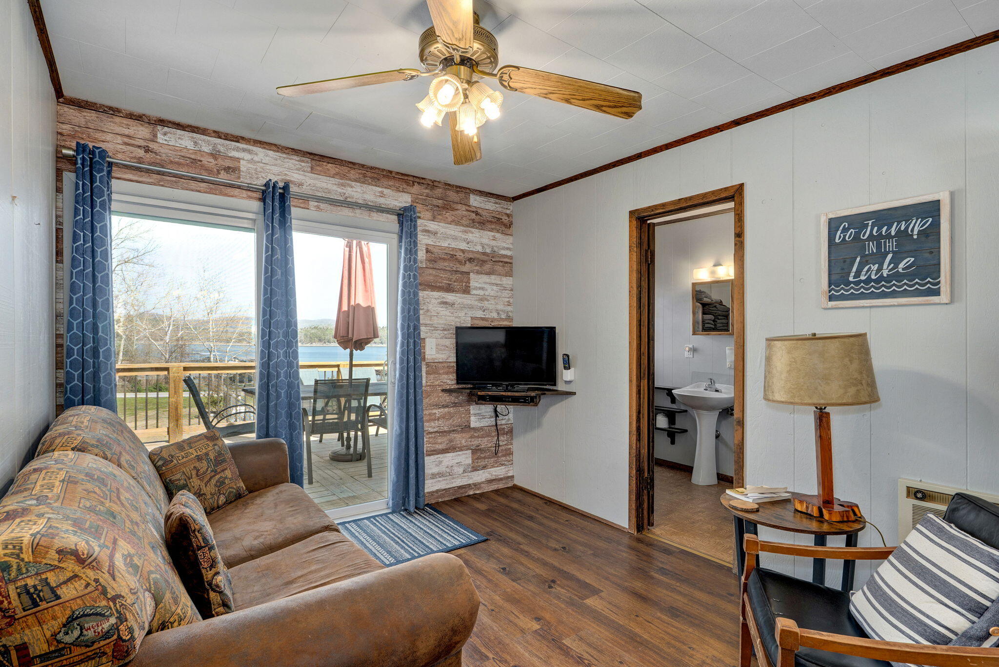 Photo 6 - Residential for sale – 1715  Hideaway Road  Galena, MO